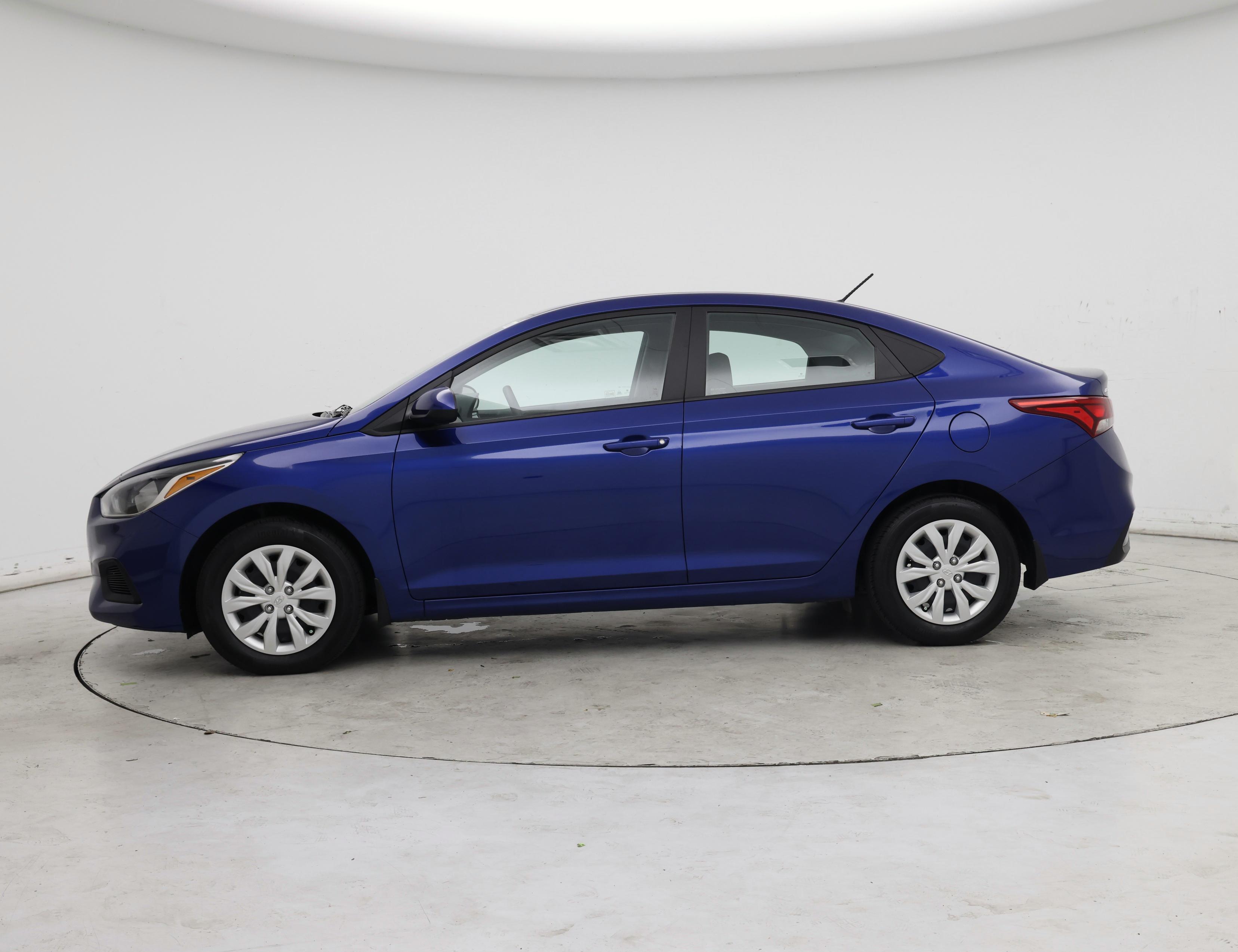 Thumbnail: 2021 Hyundai Accent - 3