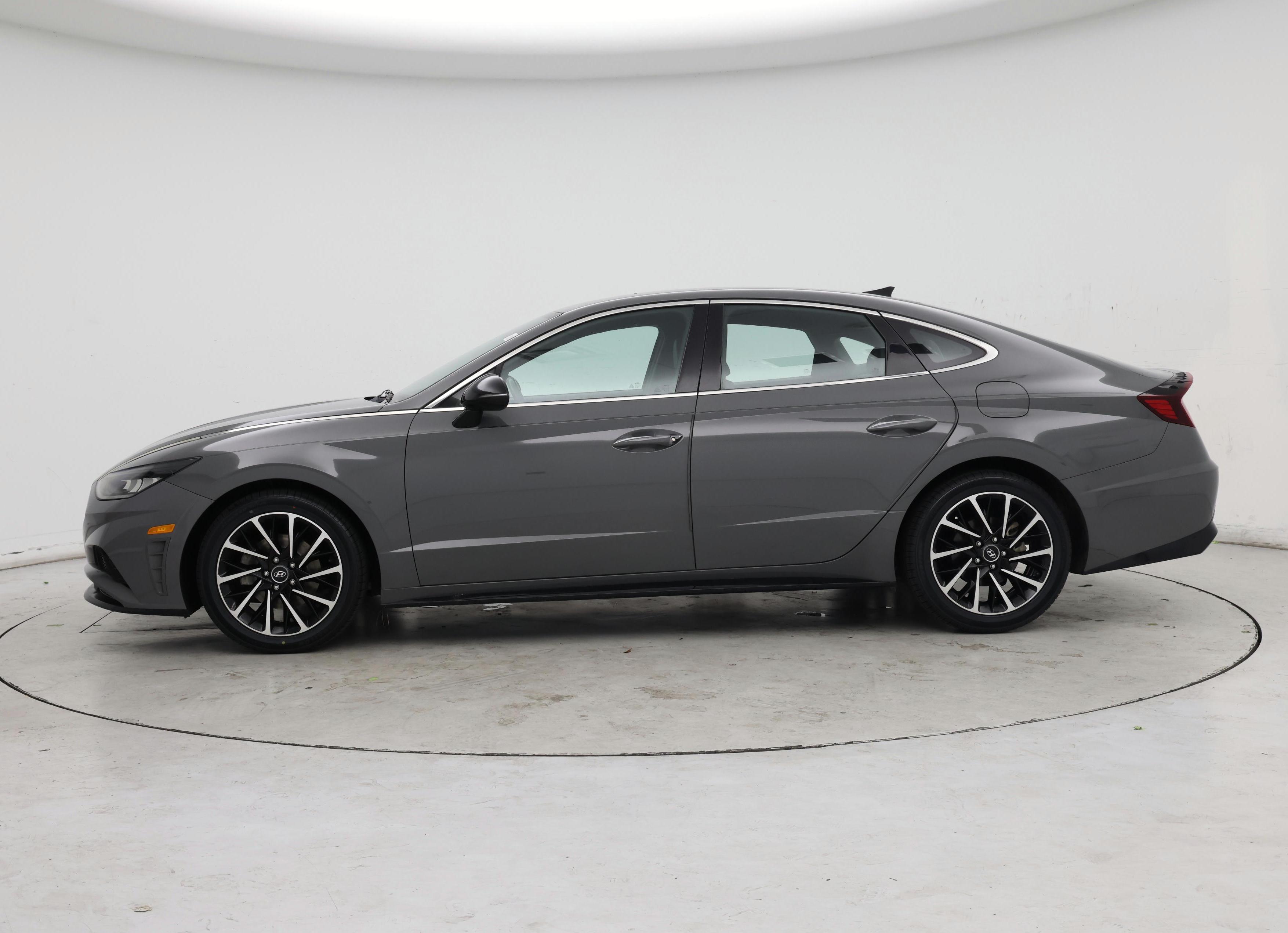 Thumbnail: 2020 Hyundai Sonata - 3