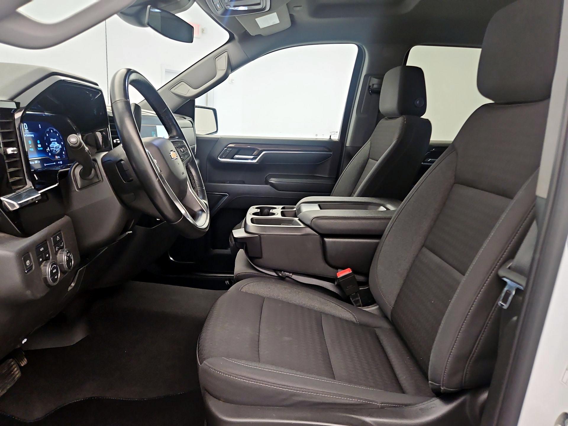 Thumbnail: 2023 Chevrolet Silverado 1500 - 11