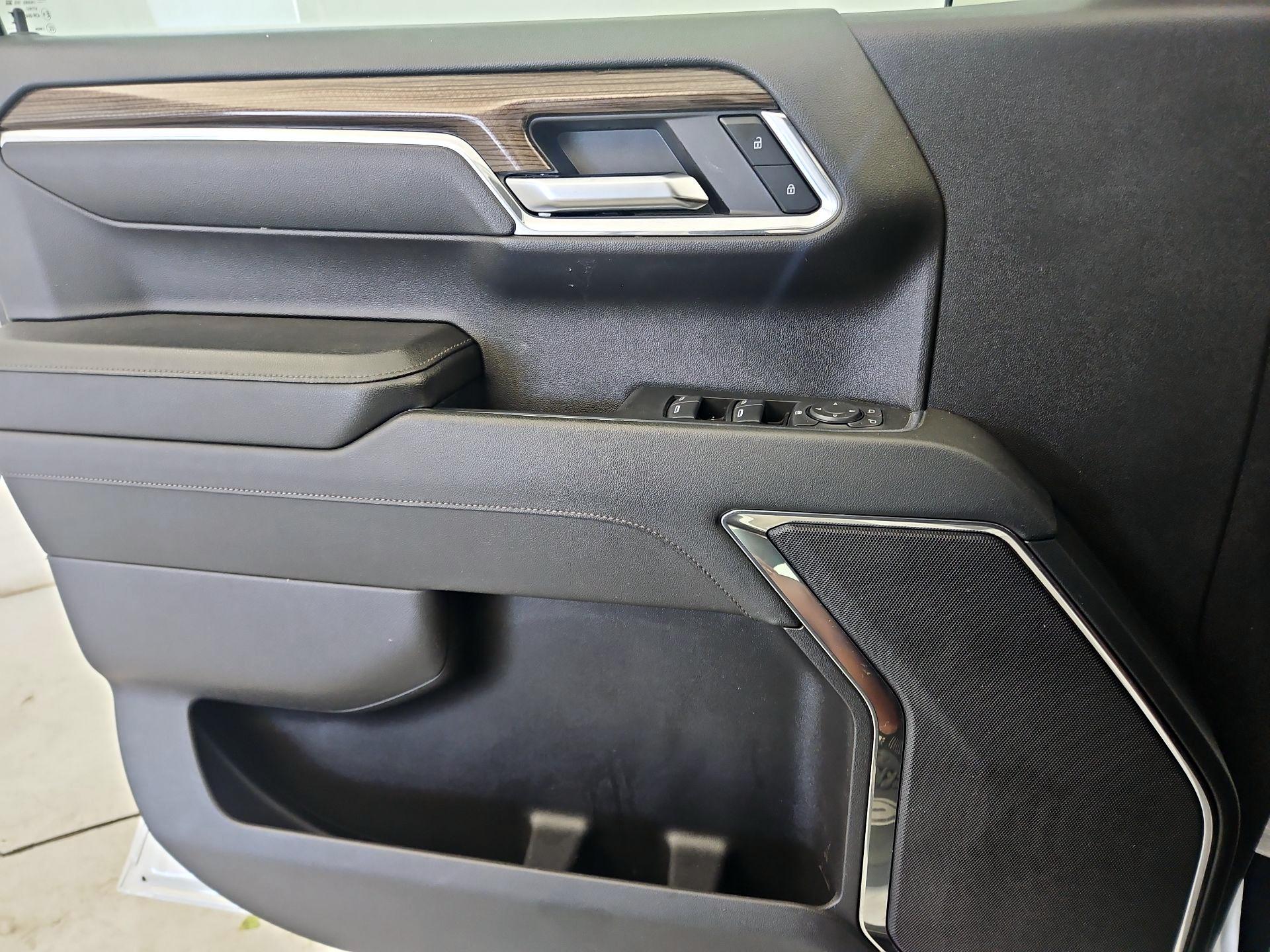 Thumbnail: 2023 Chevrolet Silverado 1500 - 12
