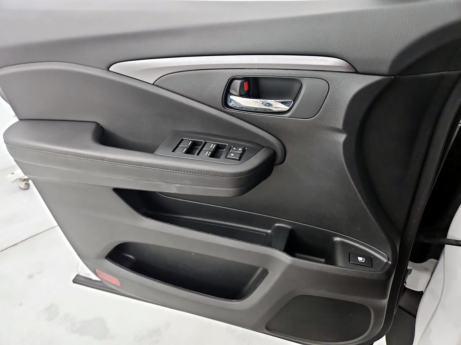 Thumbnail: 2022 Honda Pilot - 12