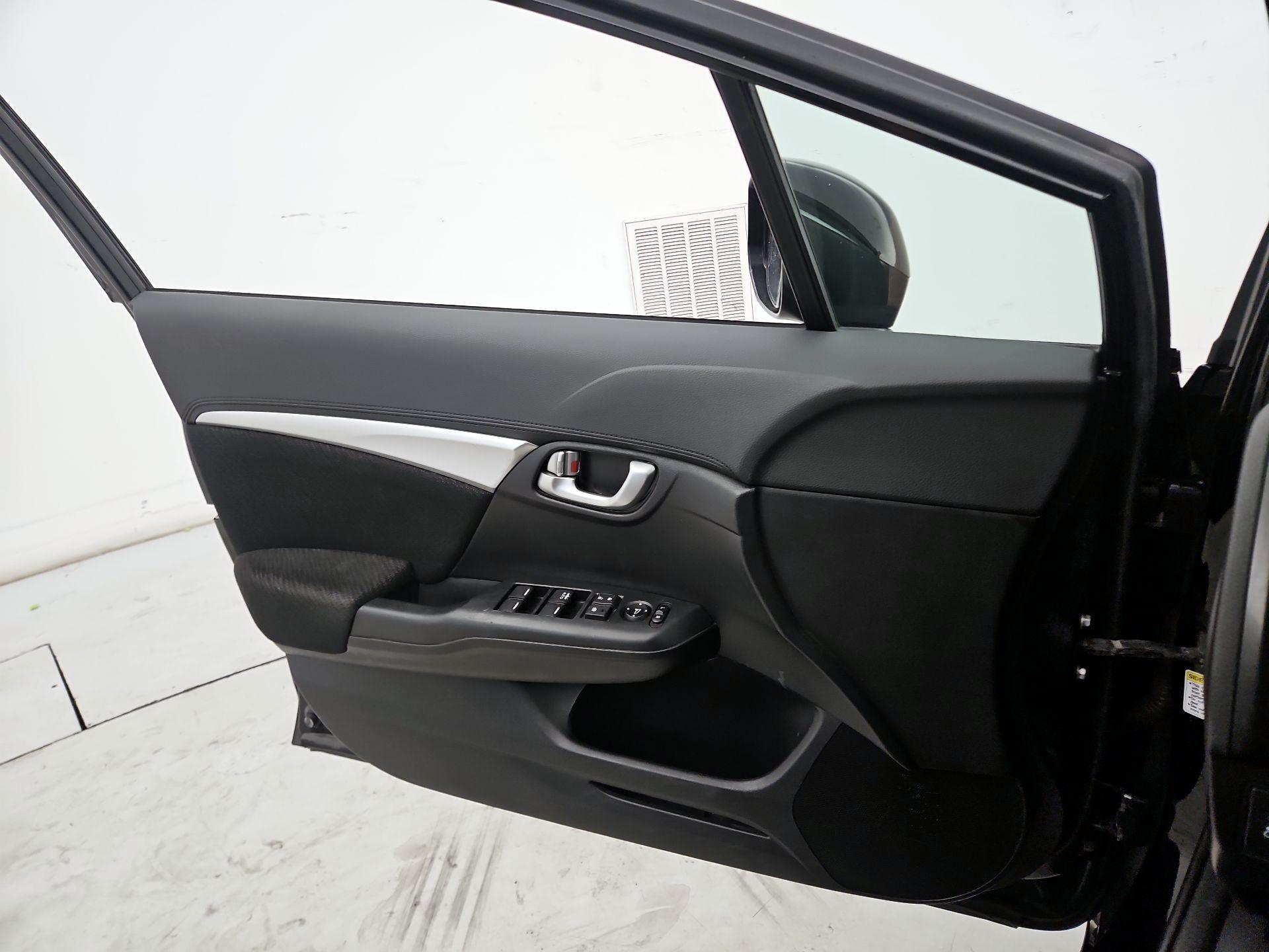 Thumbnail: 2013 Honda Civic - 12