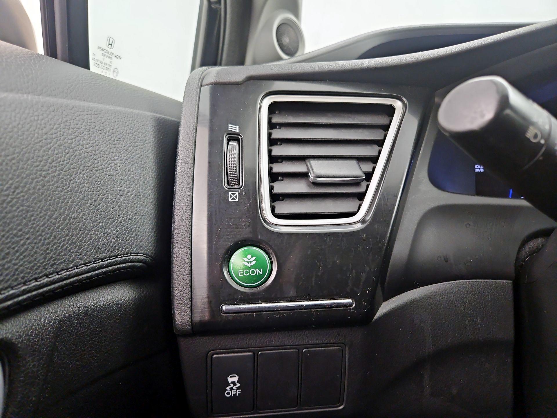 Thumbnail: 2013 Honda Civic - 13
