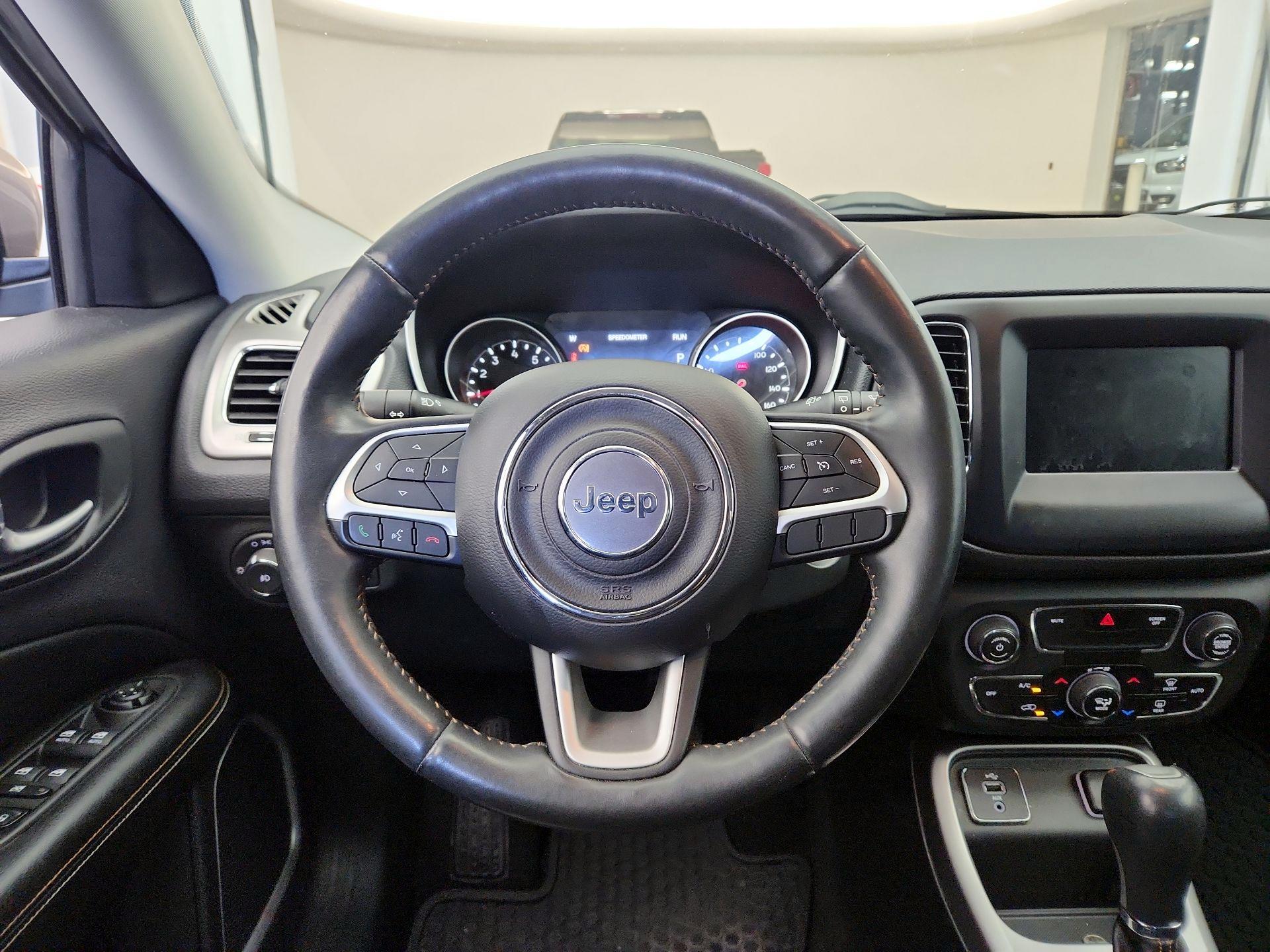 Thumbnail: 2018 Jeep Compass - 10