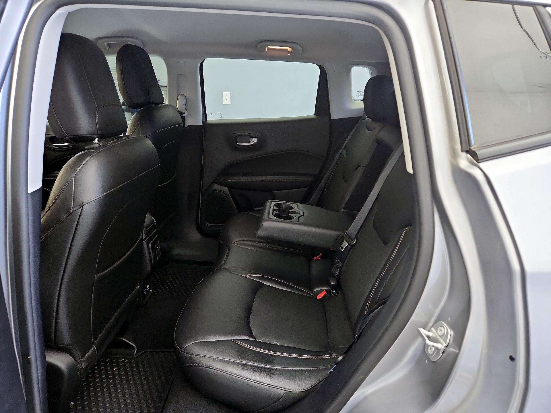 Thumbnail: 2018 Jeep Compass - 19