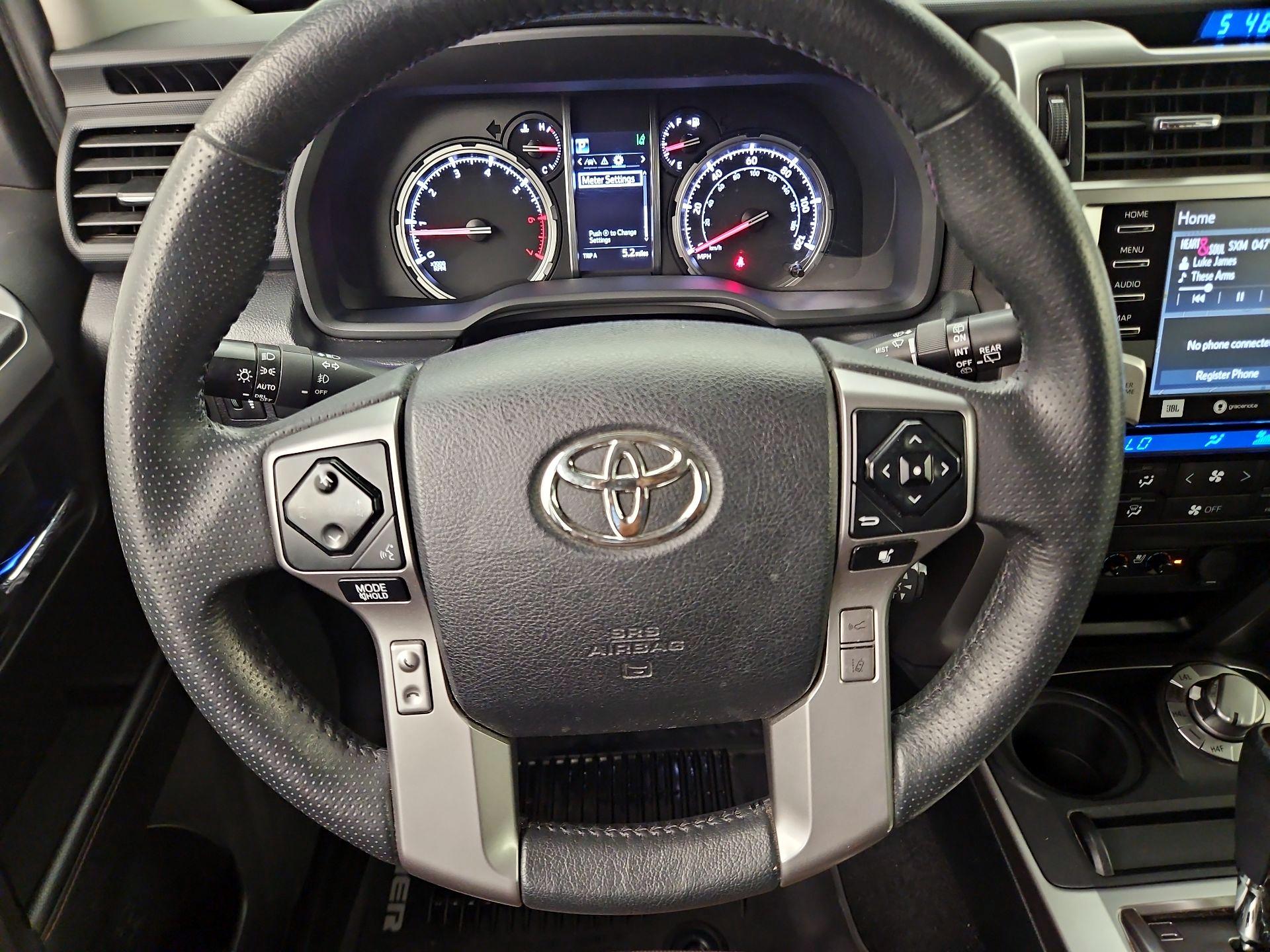 Thumbnail: 2020 Toyota 4Runner - 10