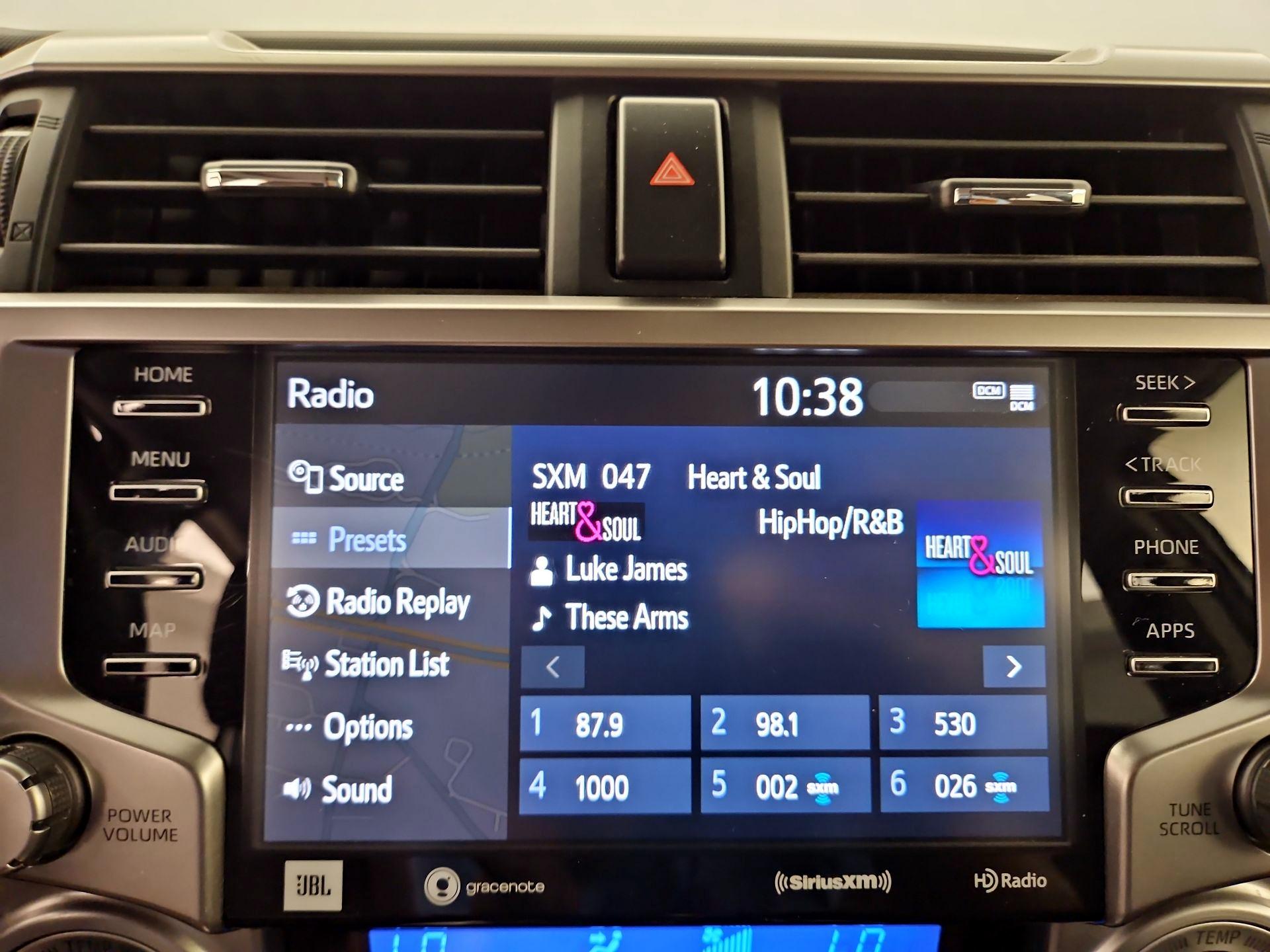 Thumbnail: 2020 Toyota 4Runner - 16