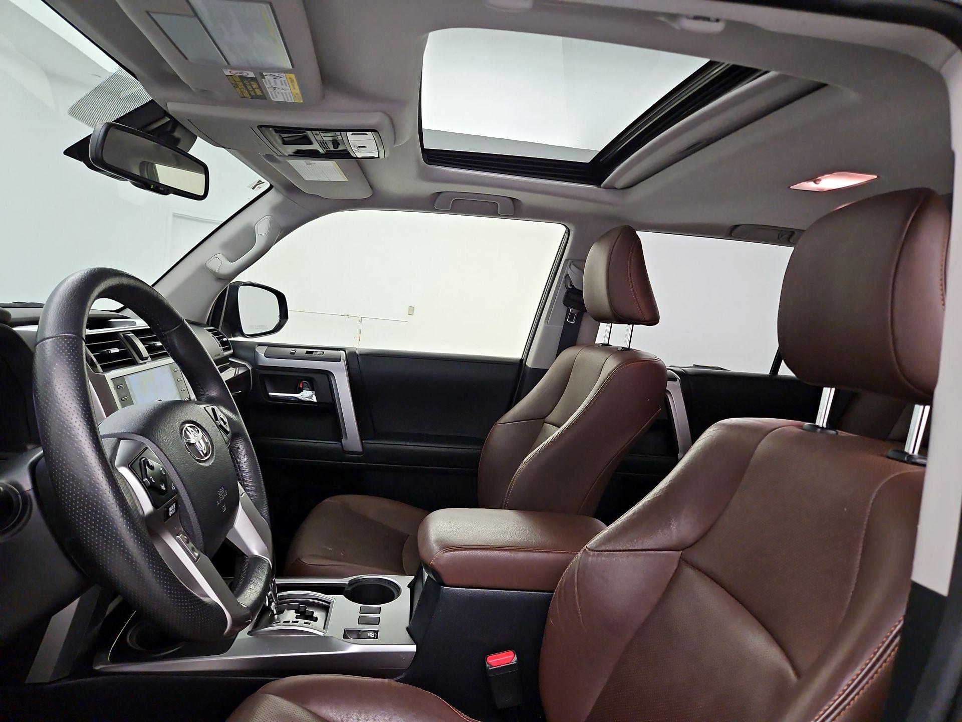 Thumbnail: 2020 Toyota 4Runner - 20