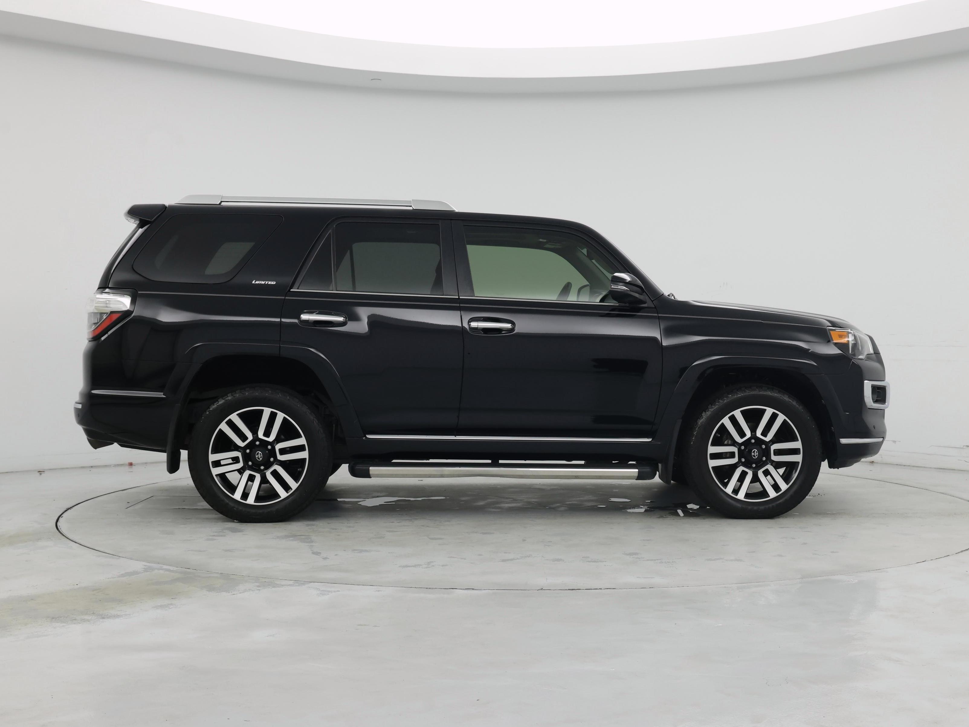 Thumbnail: 2020 Toyota 4Runner - 7