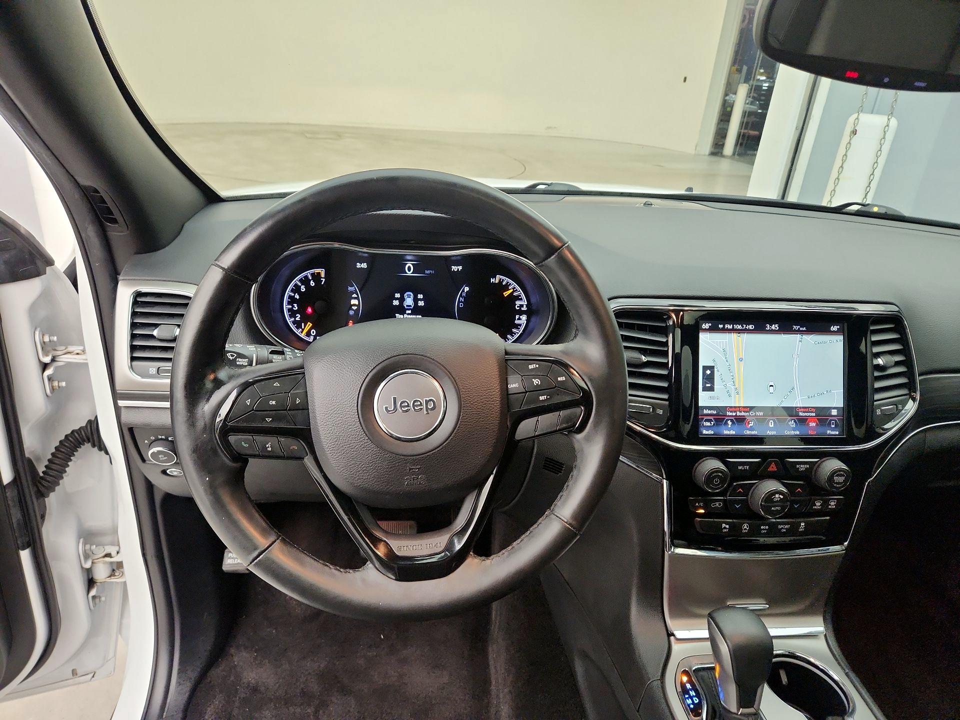 Thumbnail: 2019 Jeep Grand Cherokee - 10