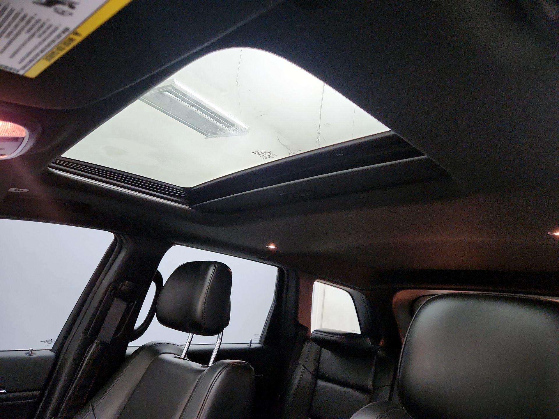 Thumbnail: 2019 Jeep Grand Cherokee - 20