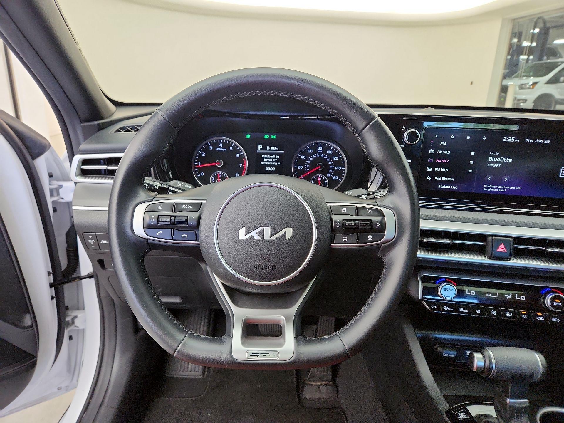 Thumbnail: 2024 Kia K5 - 10