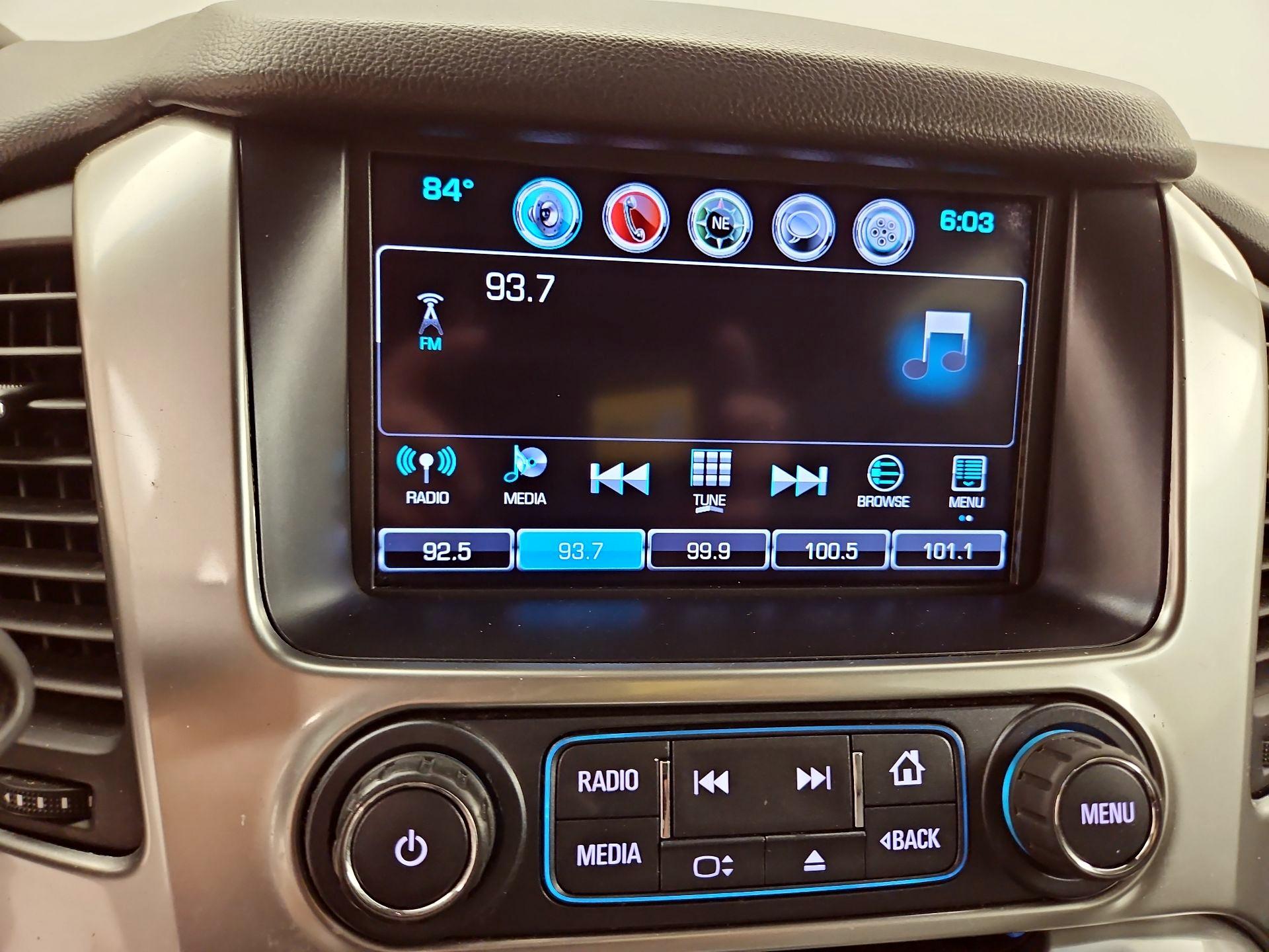 Thumbnail: 2017 Chevrolet Suburban - 16