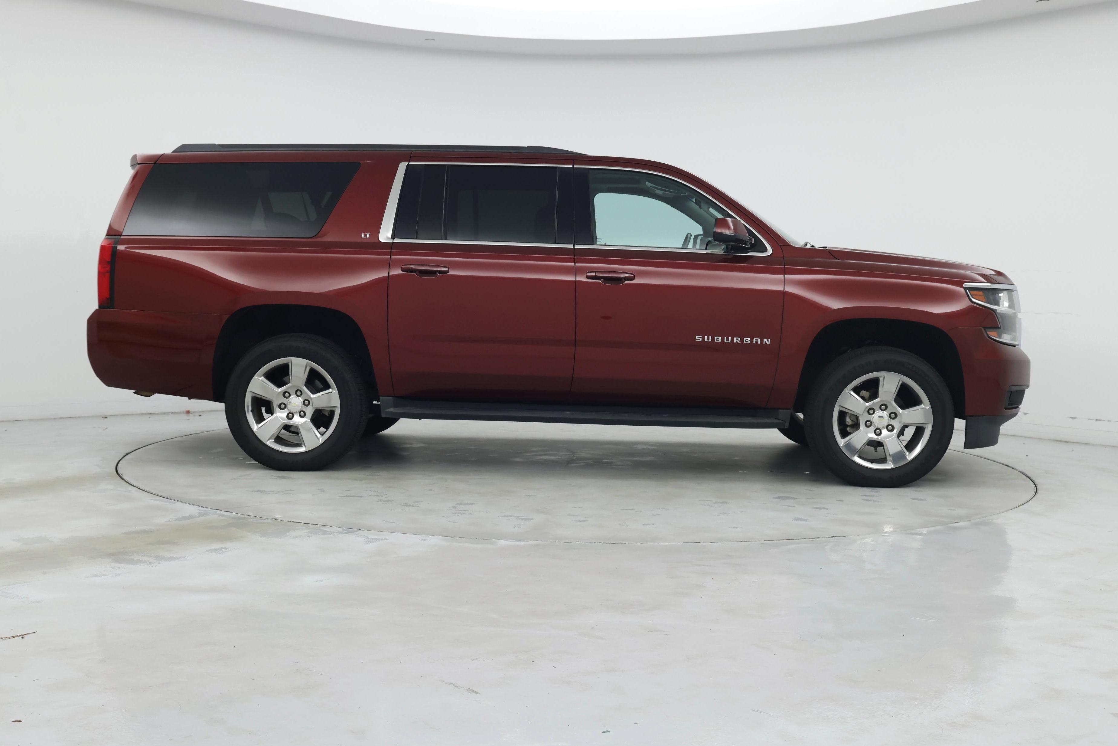 Thumbnail: 2017 Chevrolet Suburban - 7