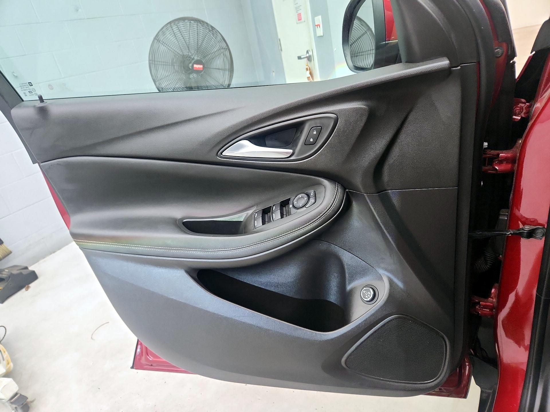 Thumbnail: 2020 Buick Encore GX - 12