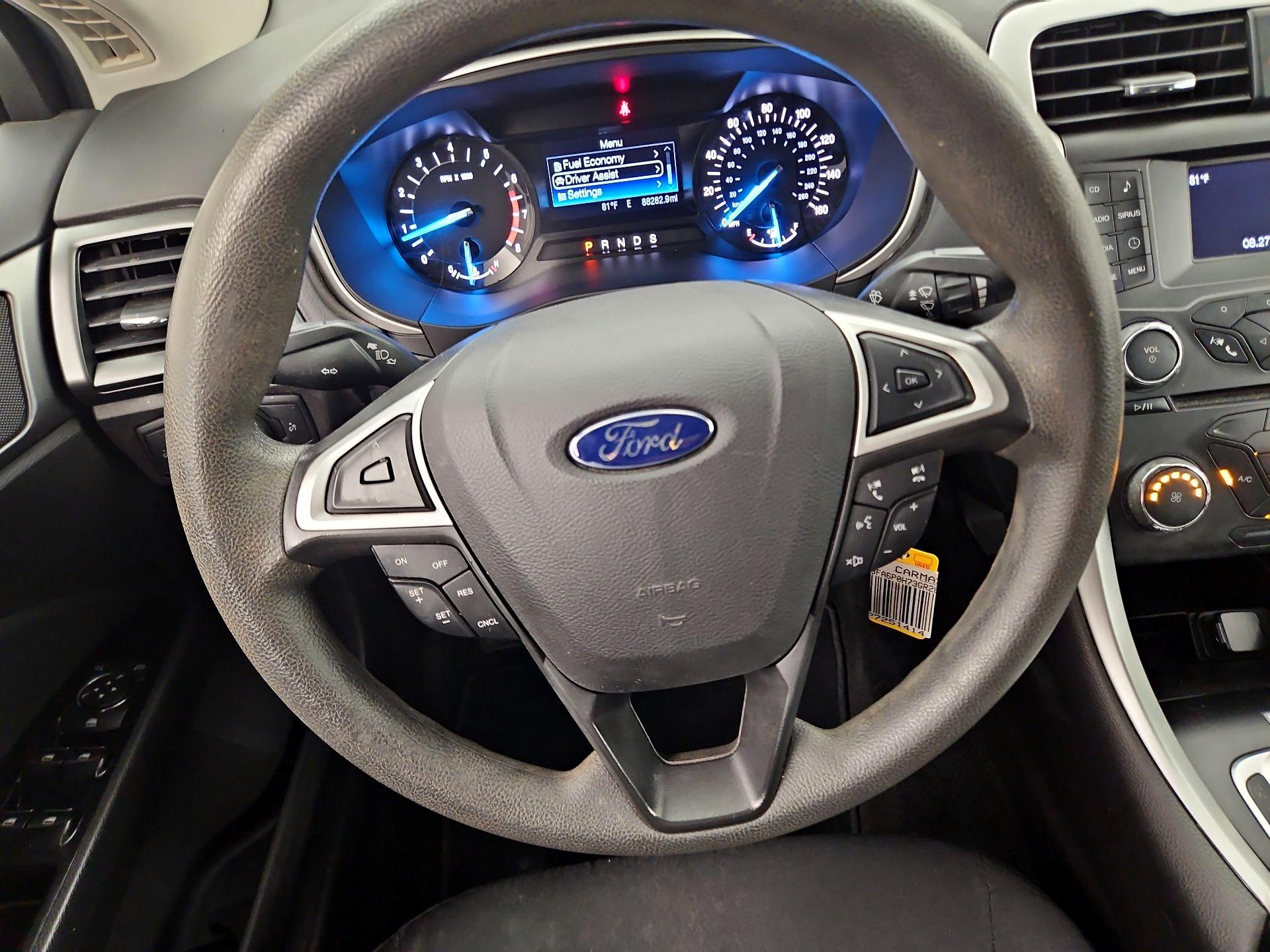 Thumbnail: 2016 Ford Fusion - 10