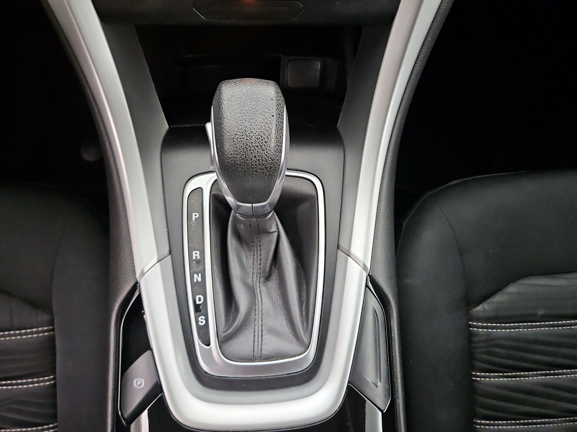 Thumbnail: 2016 Ford Fusion - 17