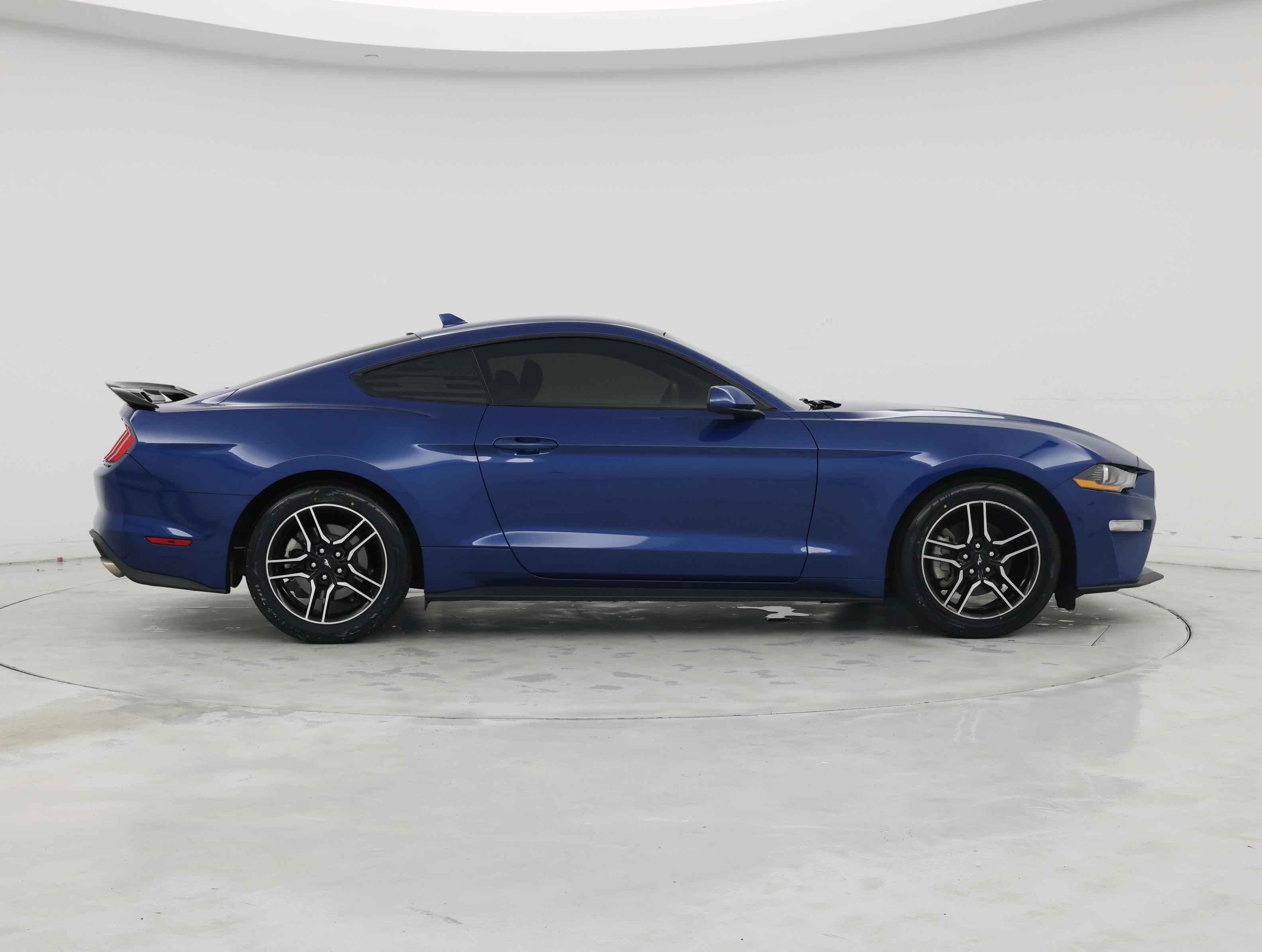 Thumbnail: 2022 Ford Mustang - 7