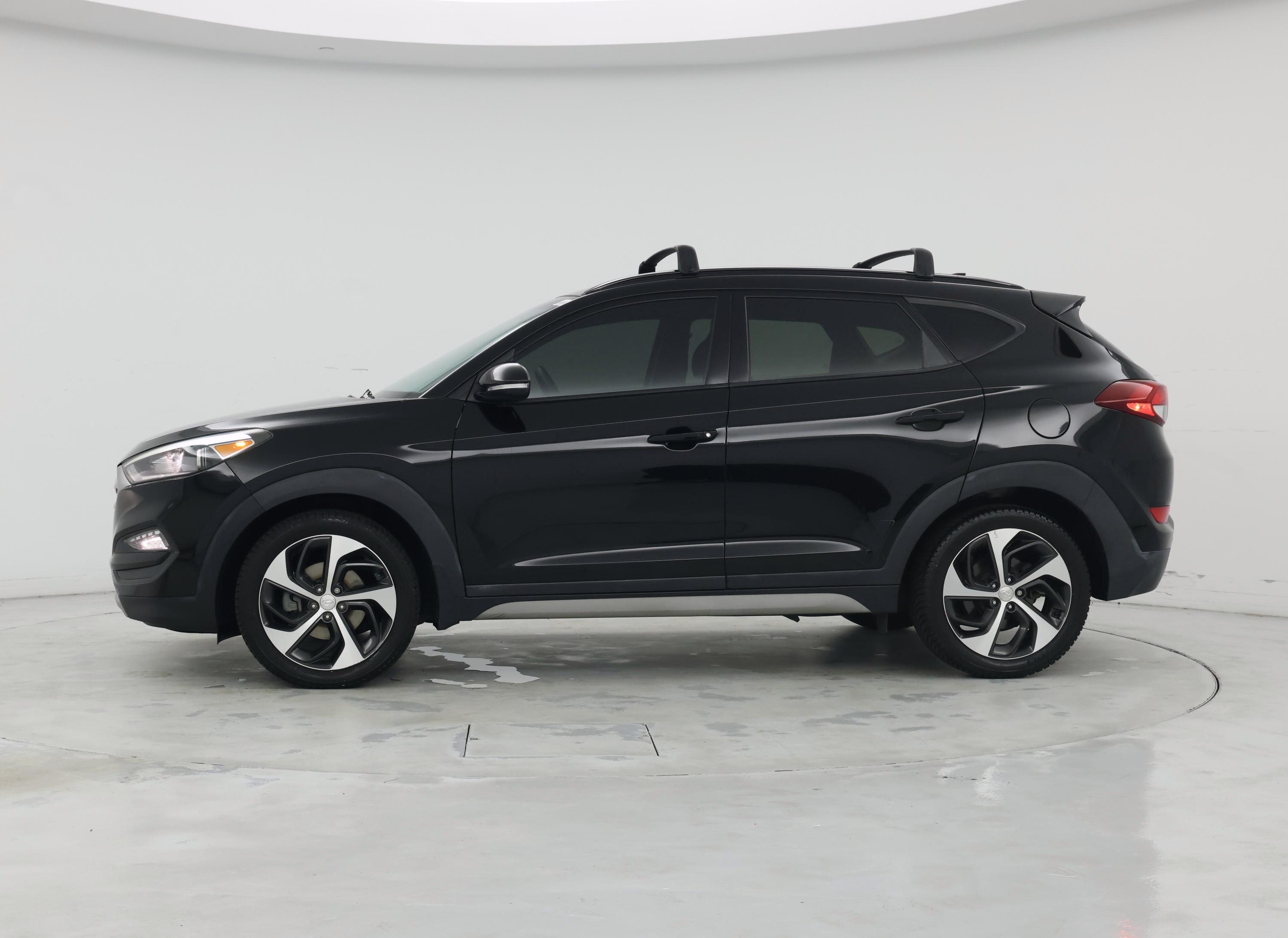 Thumbnail: 2018 Hyundai Tucson - 3