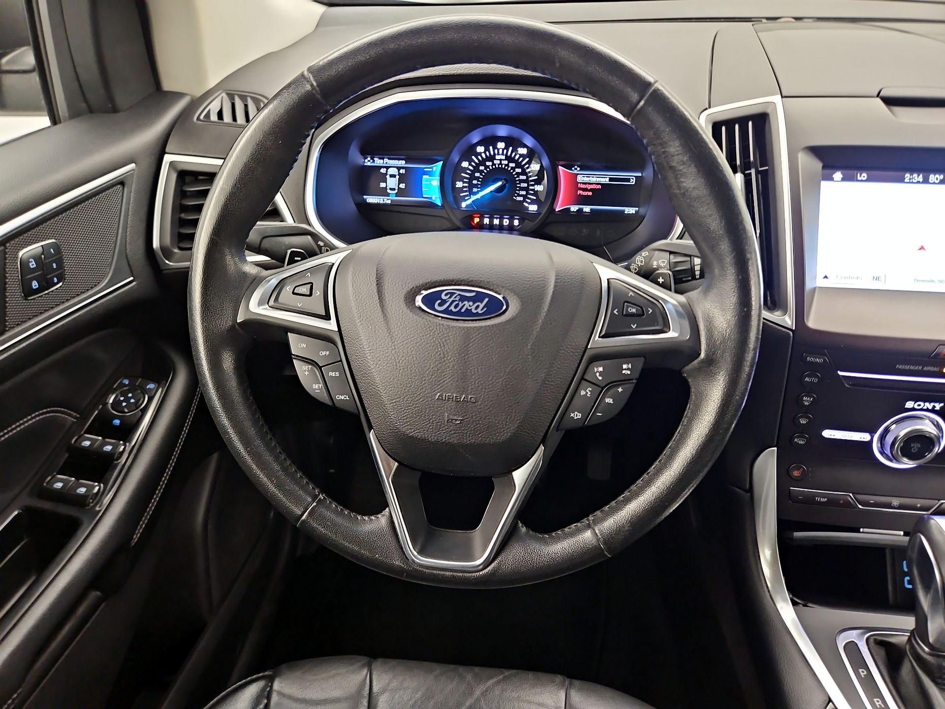 Thumbnail: 2017 Ford Edge - 10