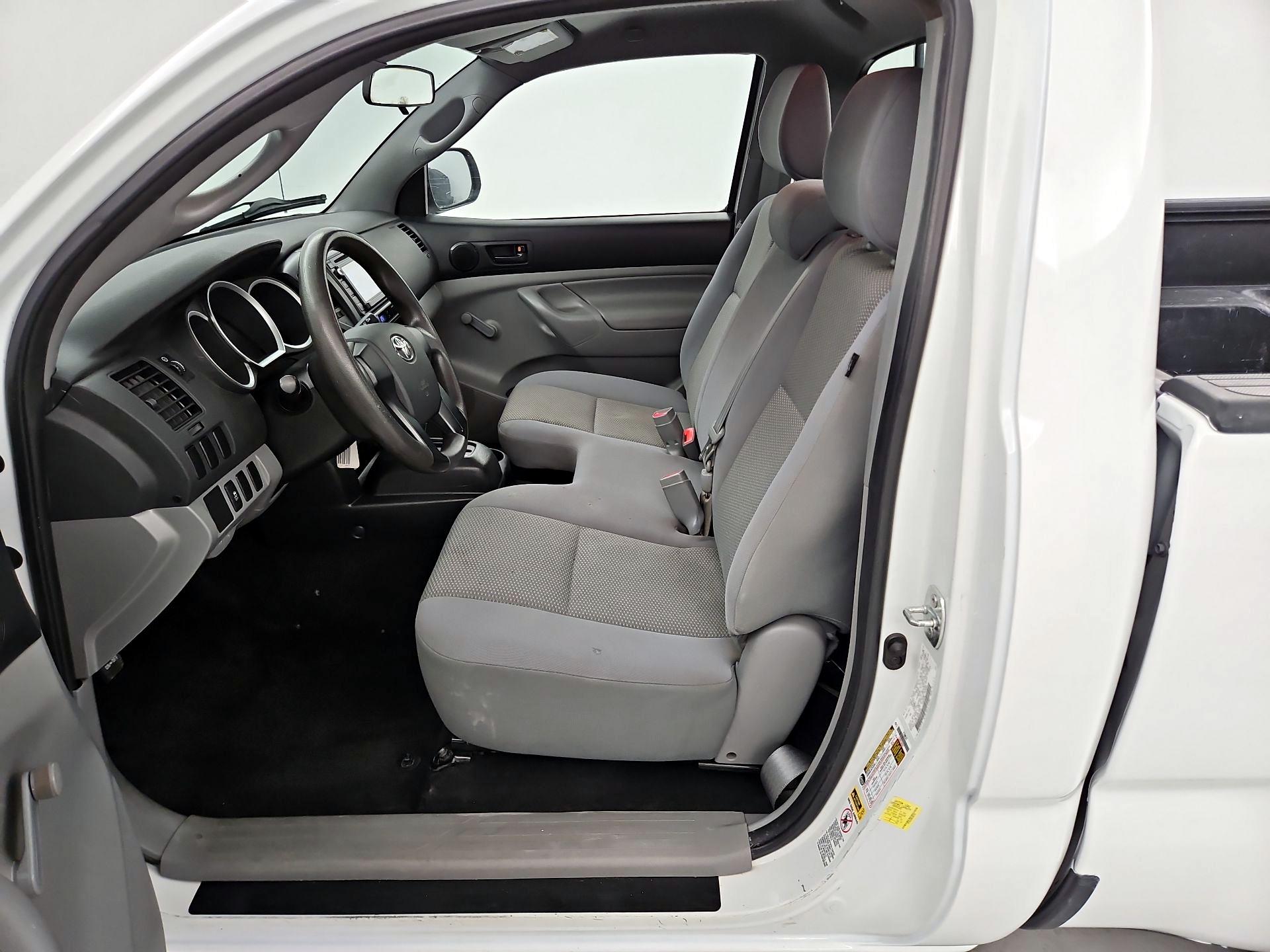 Thumbnail: 2014 Toyota Tacoma - 11