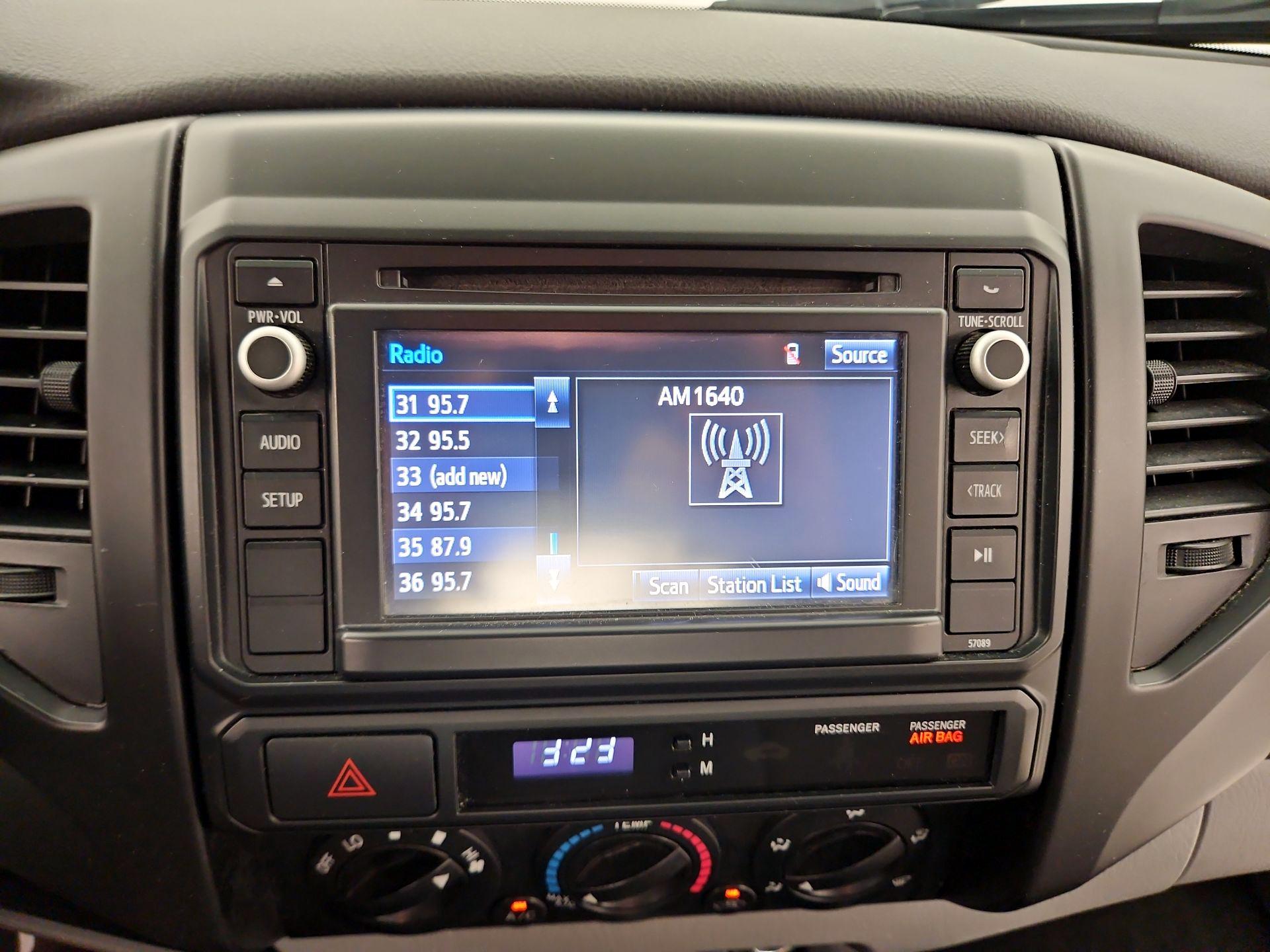 Thumbnail: 2014 Toyota Tacoma - 14