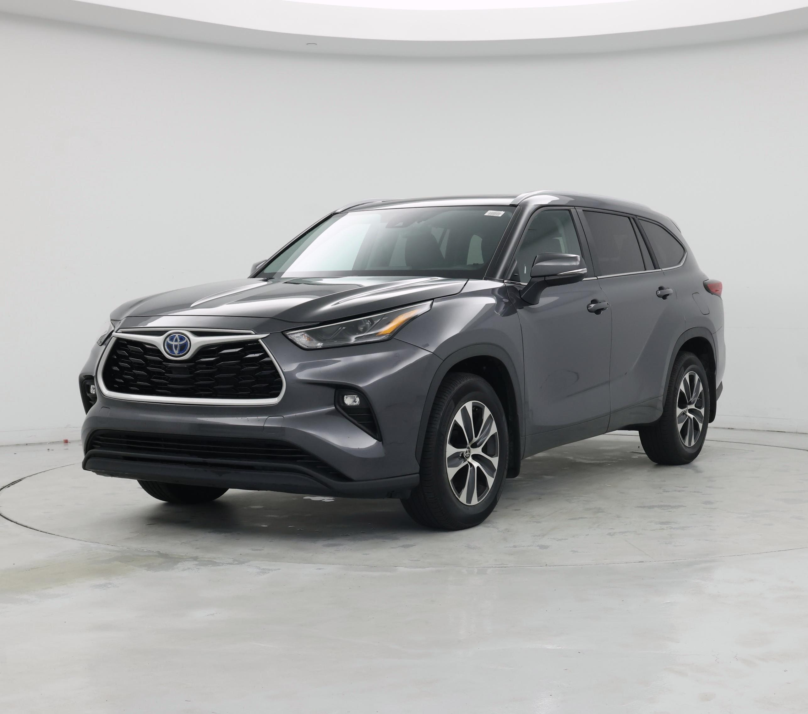 Thumbnail: 2023 Toyota Highlander - 4