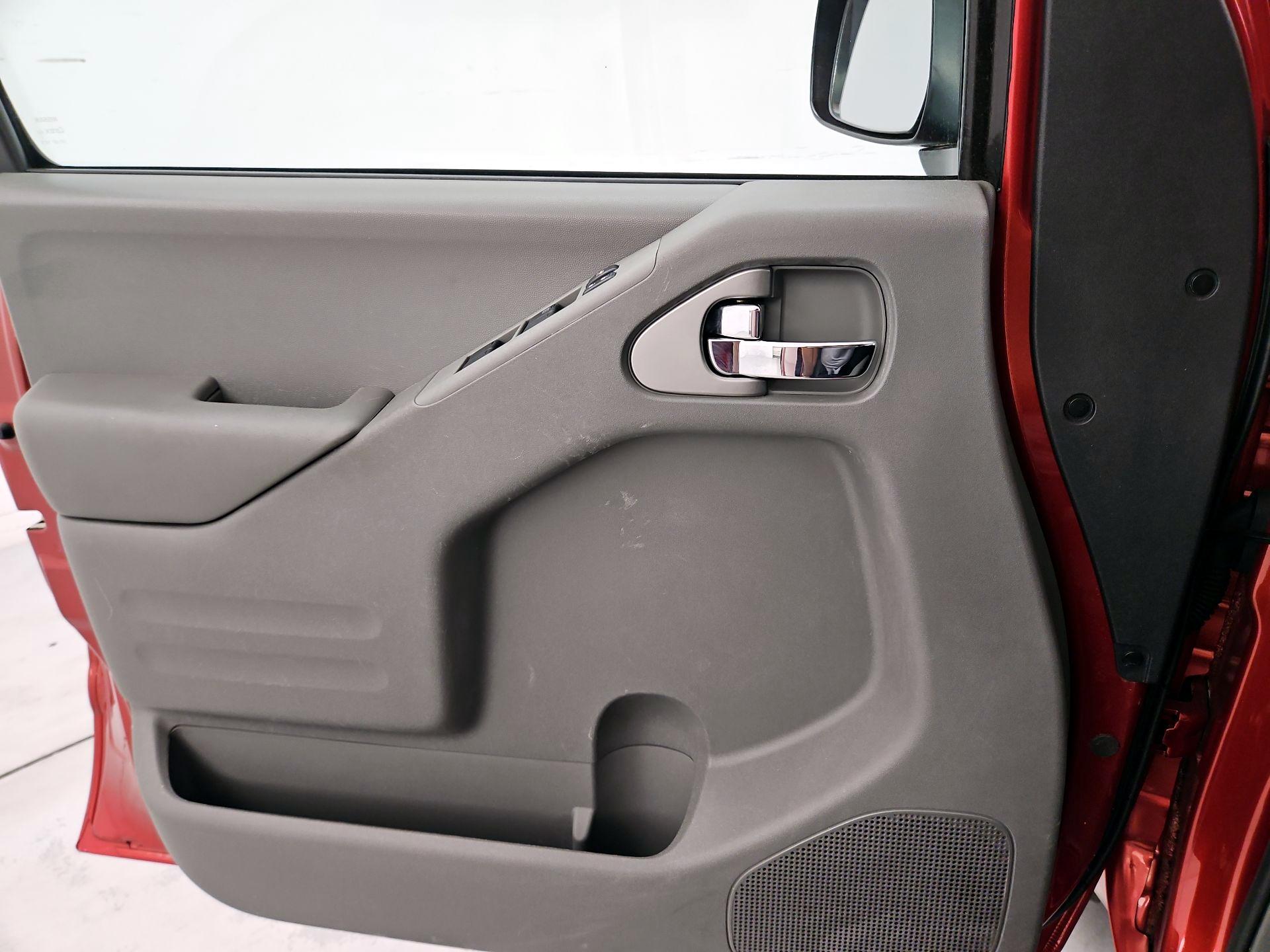 Thumbnail: 2016 Nissan Frontier - 12