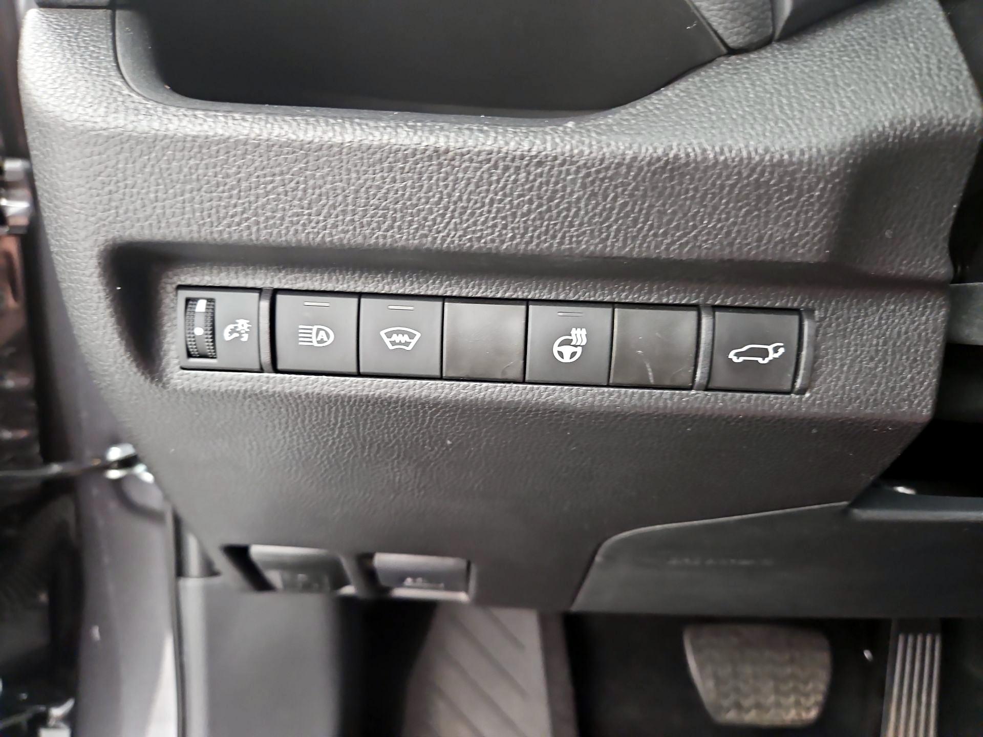 Thumbnail: 2024 Toyota RAV4 - 13