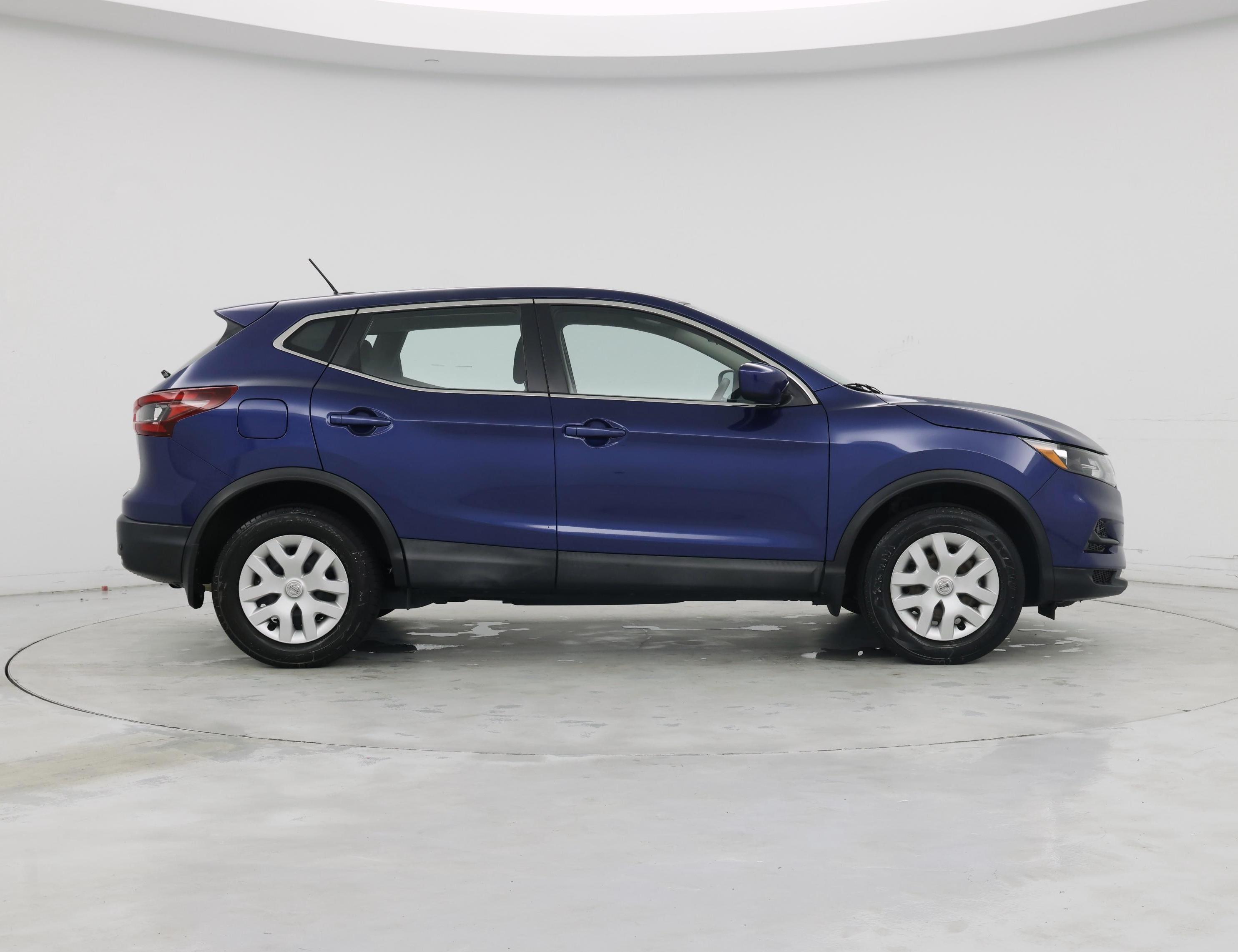 Thumbnail: 2020 Nissan Rogue Sport - 7