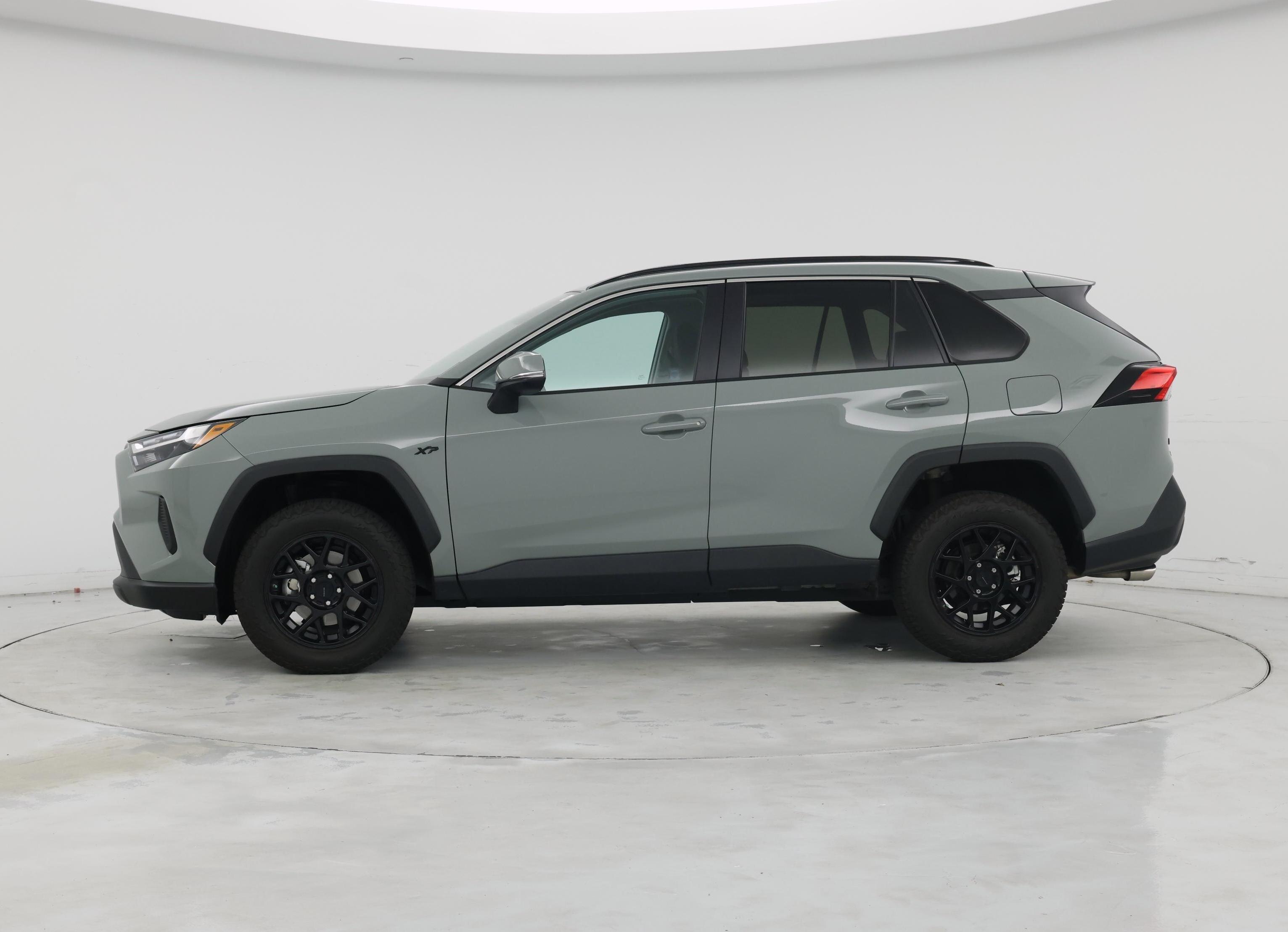 Thumbnail: 2023 Toyota RAV4 - 3