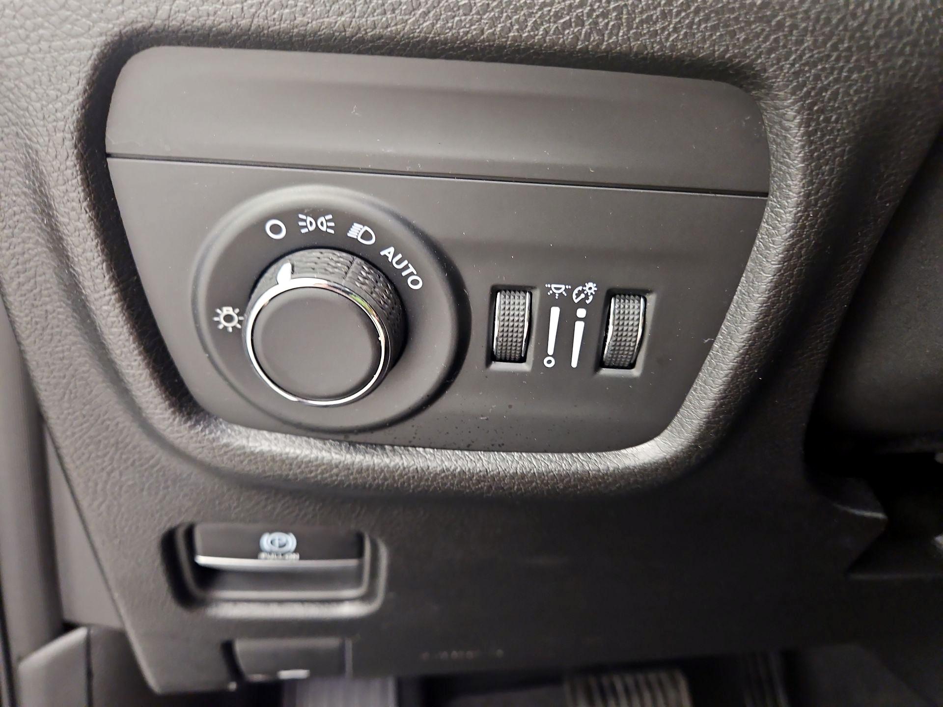 Thumbnail: 2023 Jeep Grand Cherokee - 13