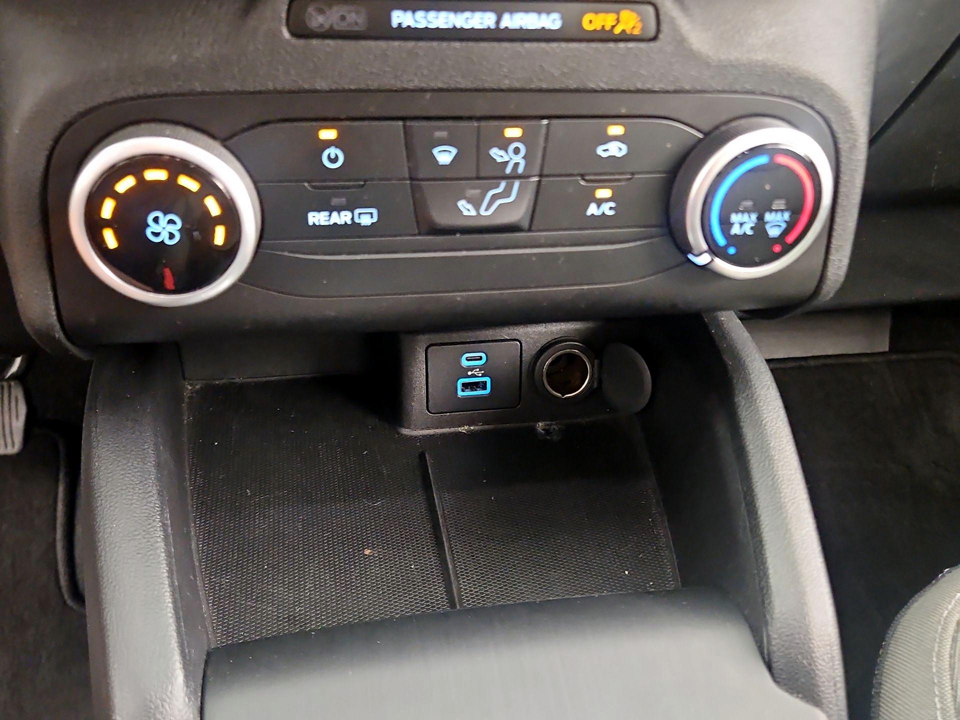 Thumbnail: 2020 Ford Escape - 16