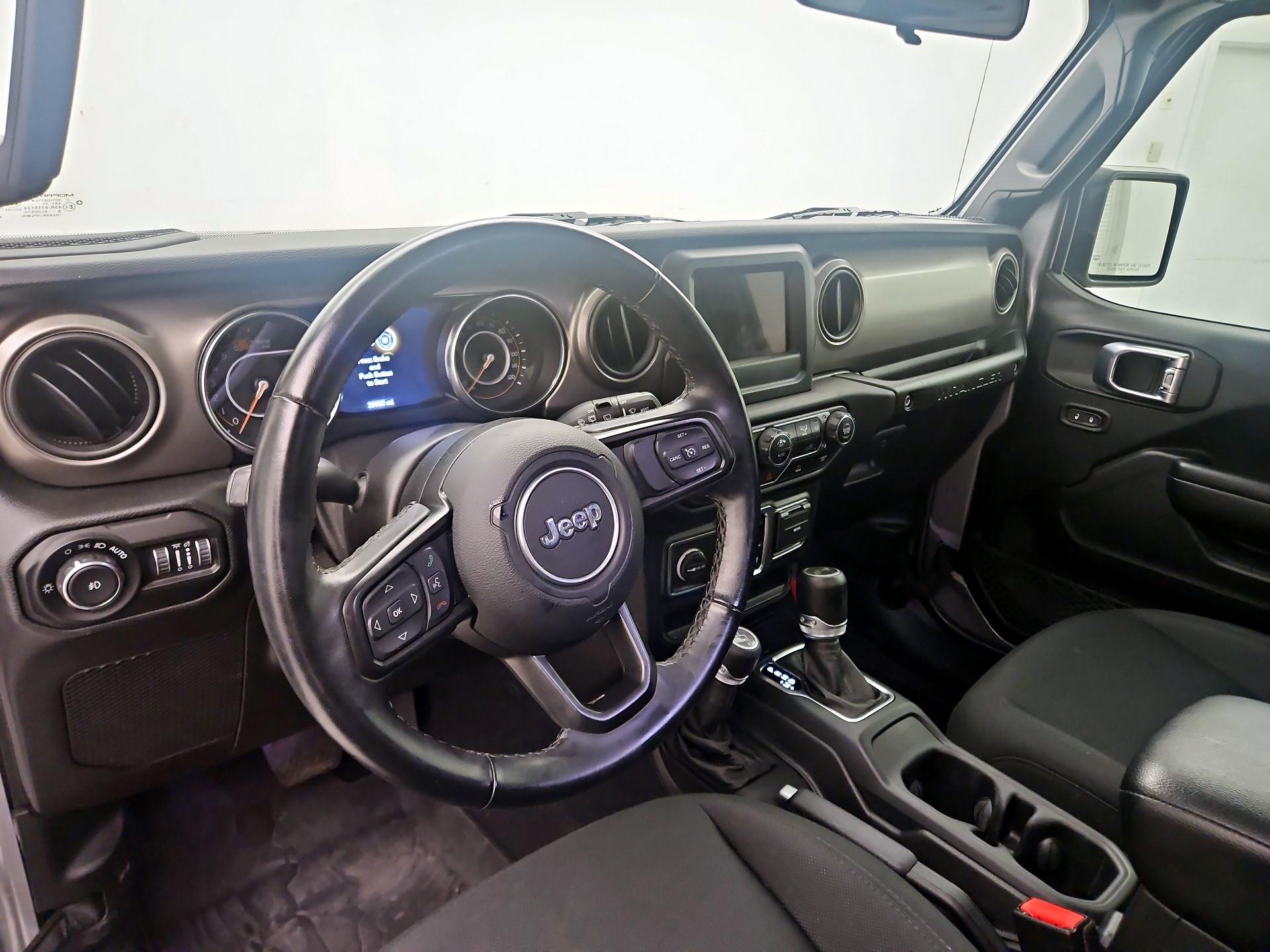 Thumbnail: 2021 Jeep Wrangler - 9