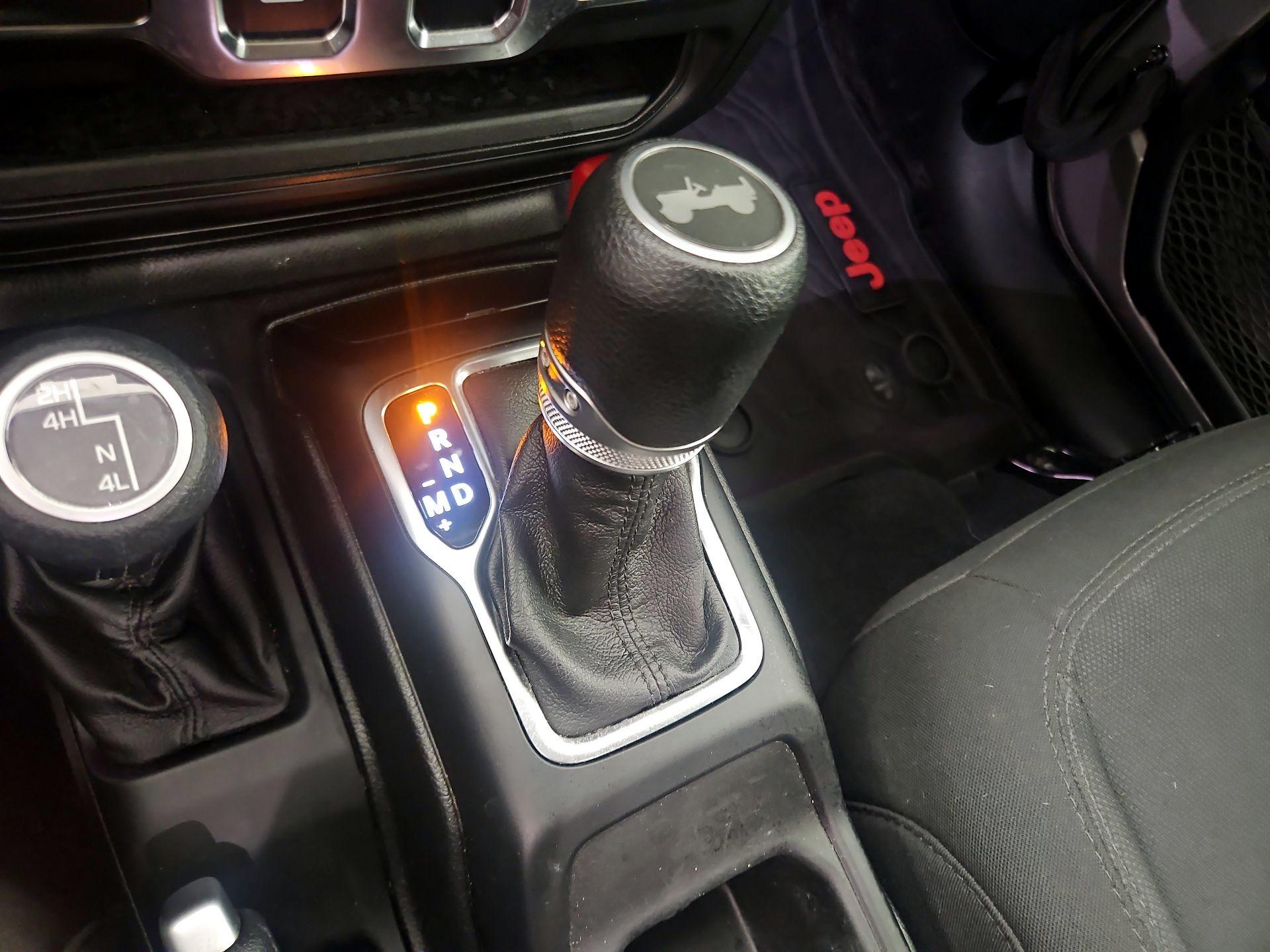 Thumbnail: 2021 Jeep Wrangler - 17