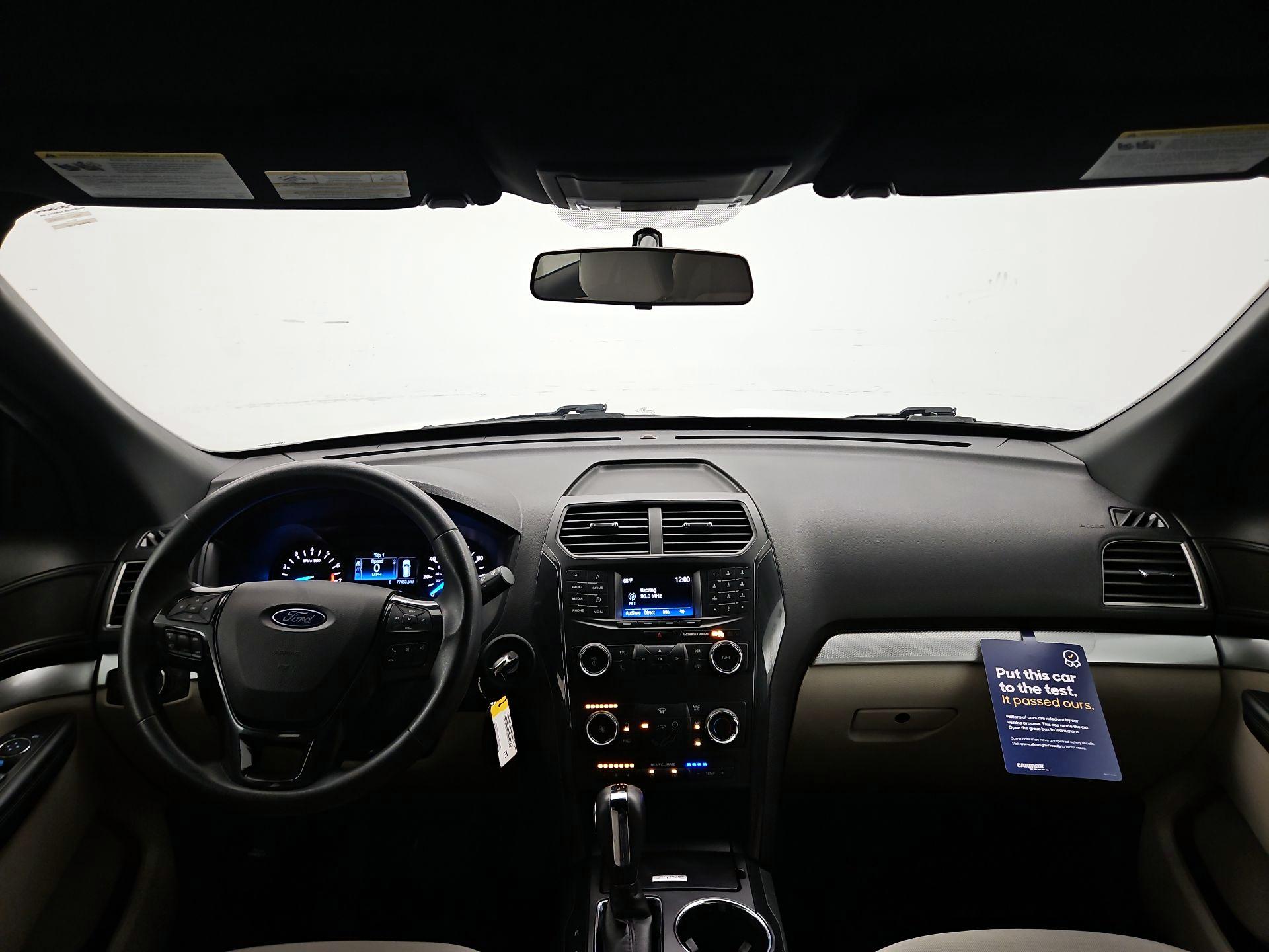 Thumbnail: 2019 Ford Explorer - 9