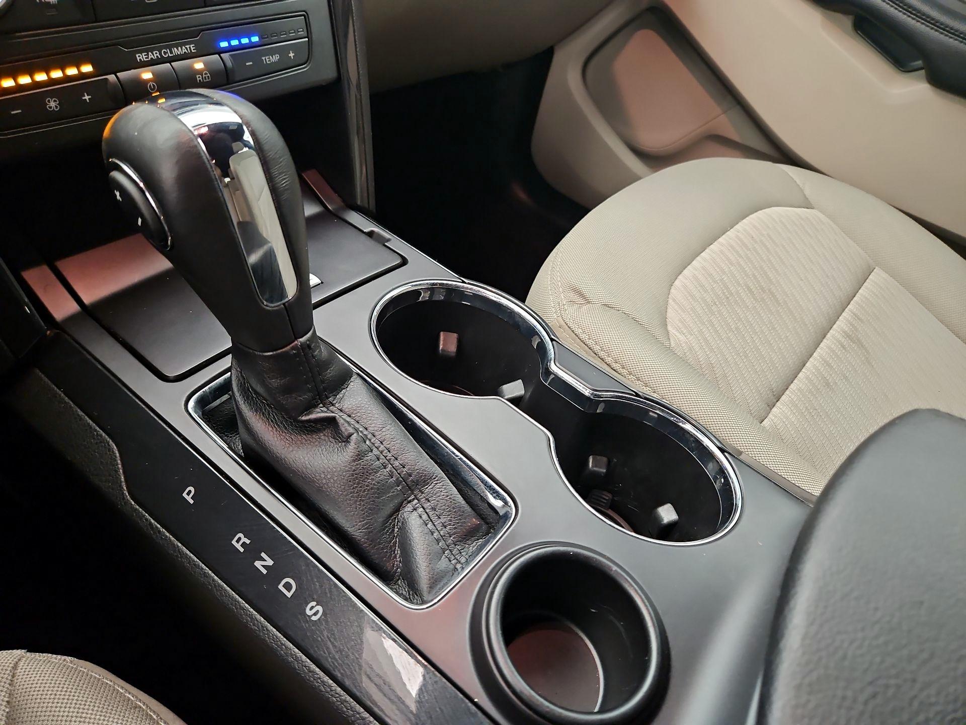 Thumbnail: 2019 Ford Explorer - 17