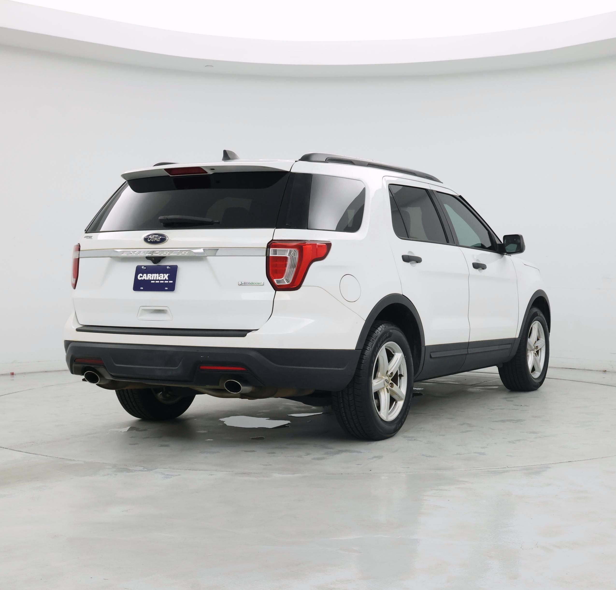Thumbnail: 2019 Ford Explorer - 8
