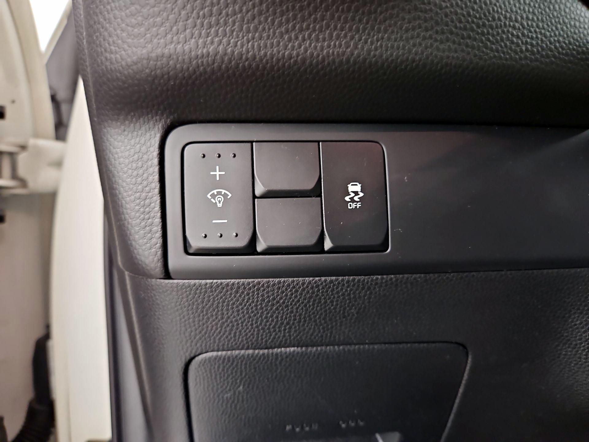 Thumbnail: 2018 Kia Soul - 13