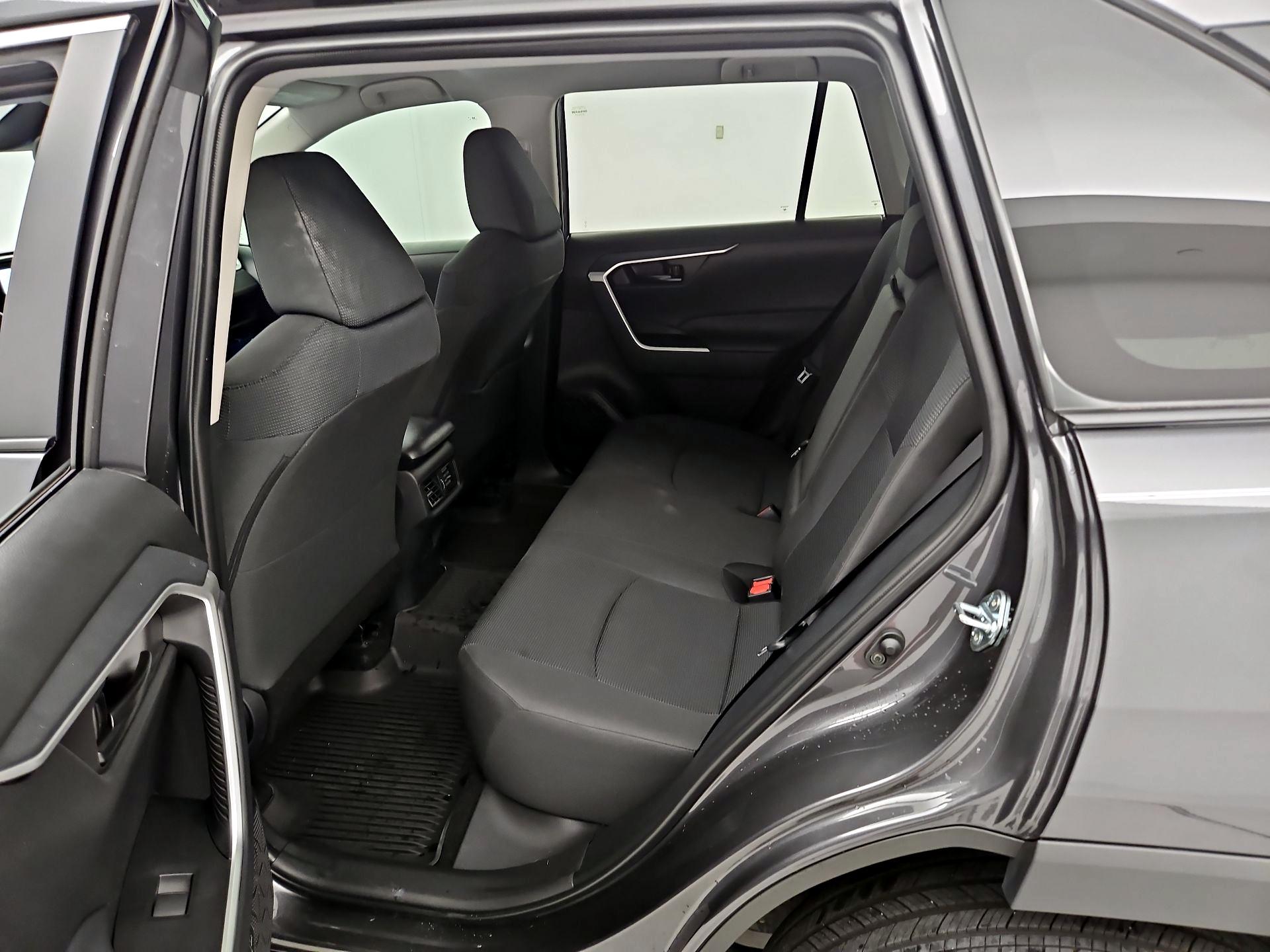 Thumbnail: 2025 Toyota RAV4 - 19