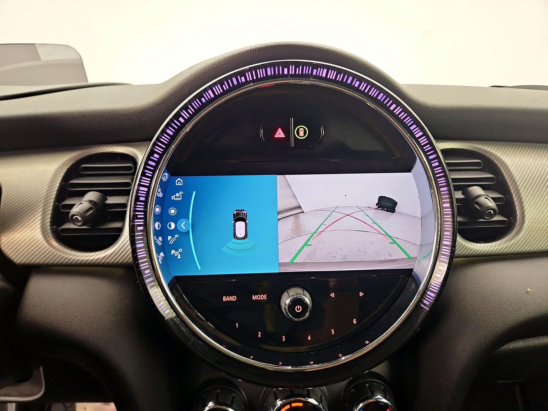 Thumbnail: 2022 MINI Cooper Hardtop - 15