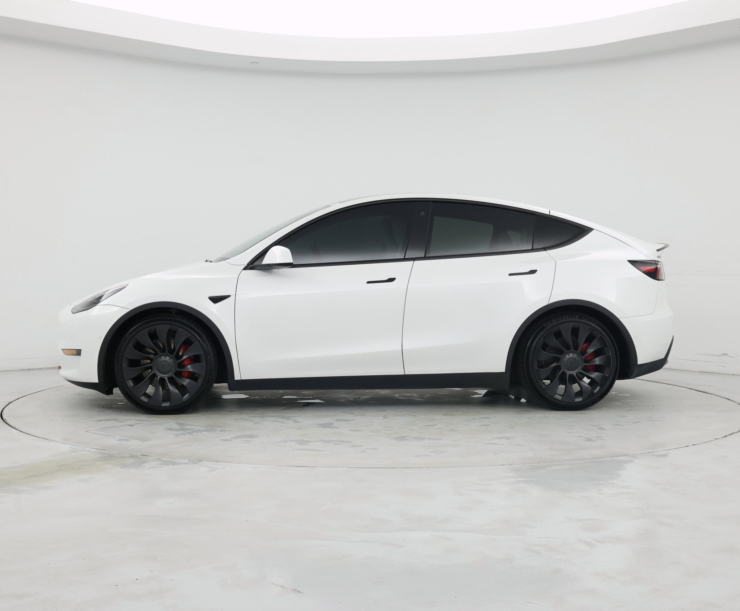 Thumbnail: 2022 Tesla Model Y - 3
