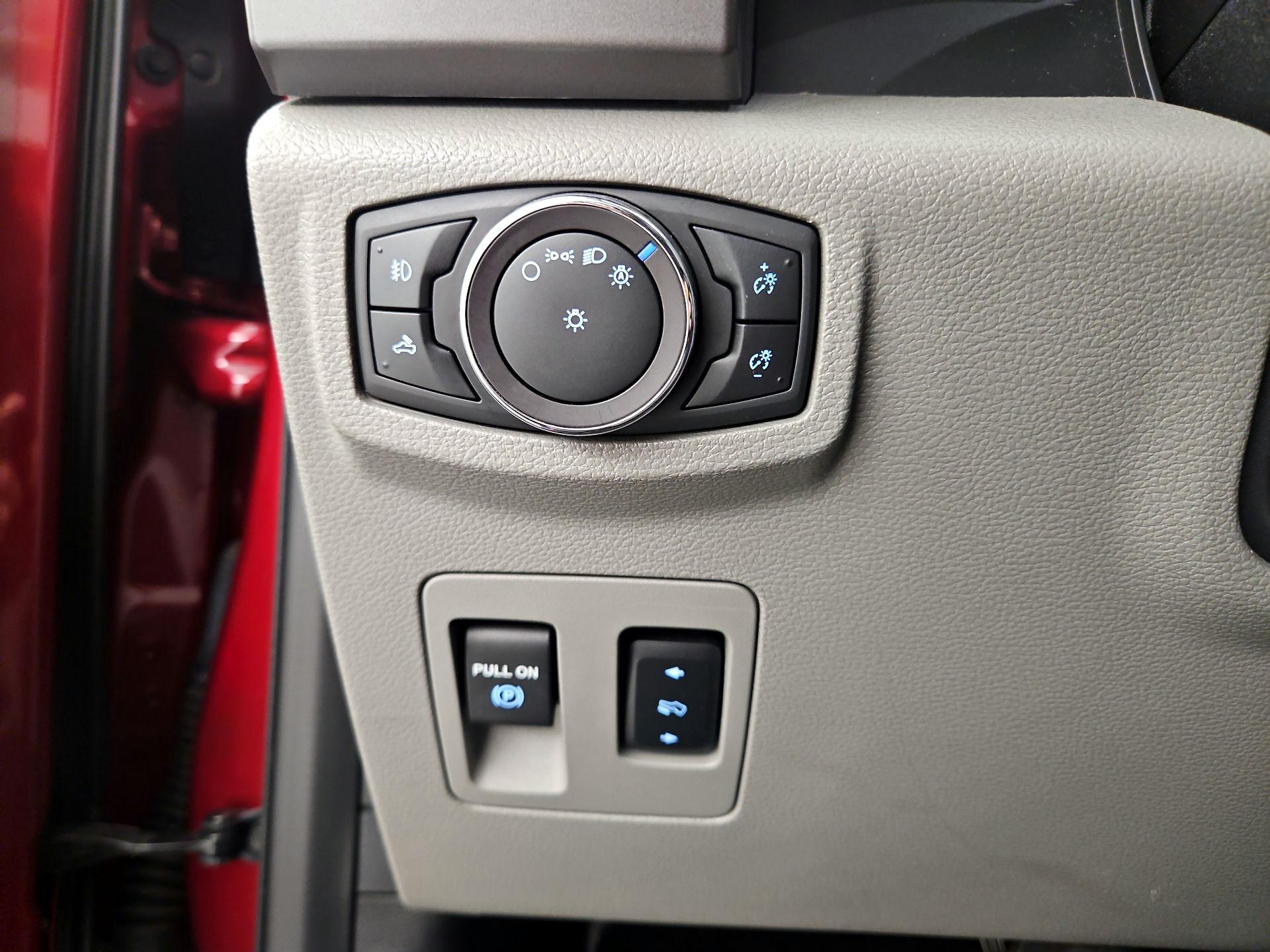 Thumbnail: 2019 Ford F-150 - 13