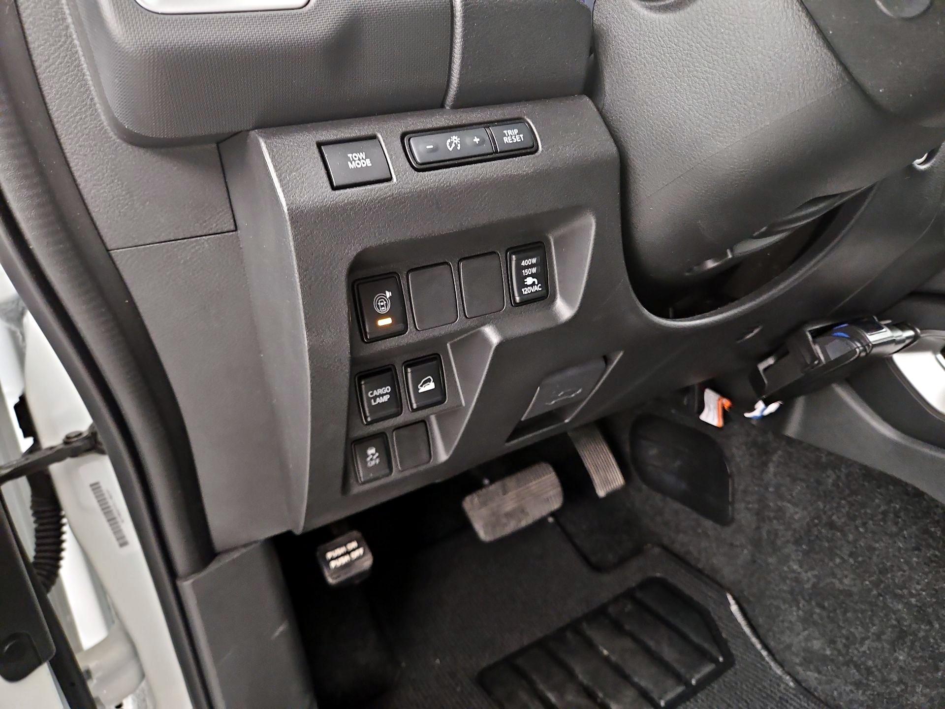 Thumbnail: 2024 Nissan Frontier - 13