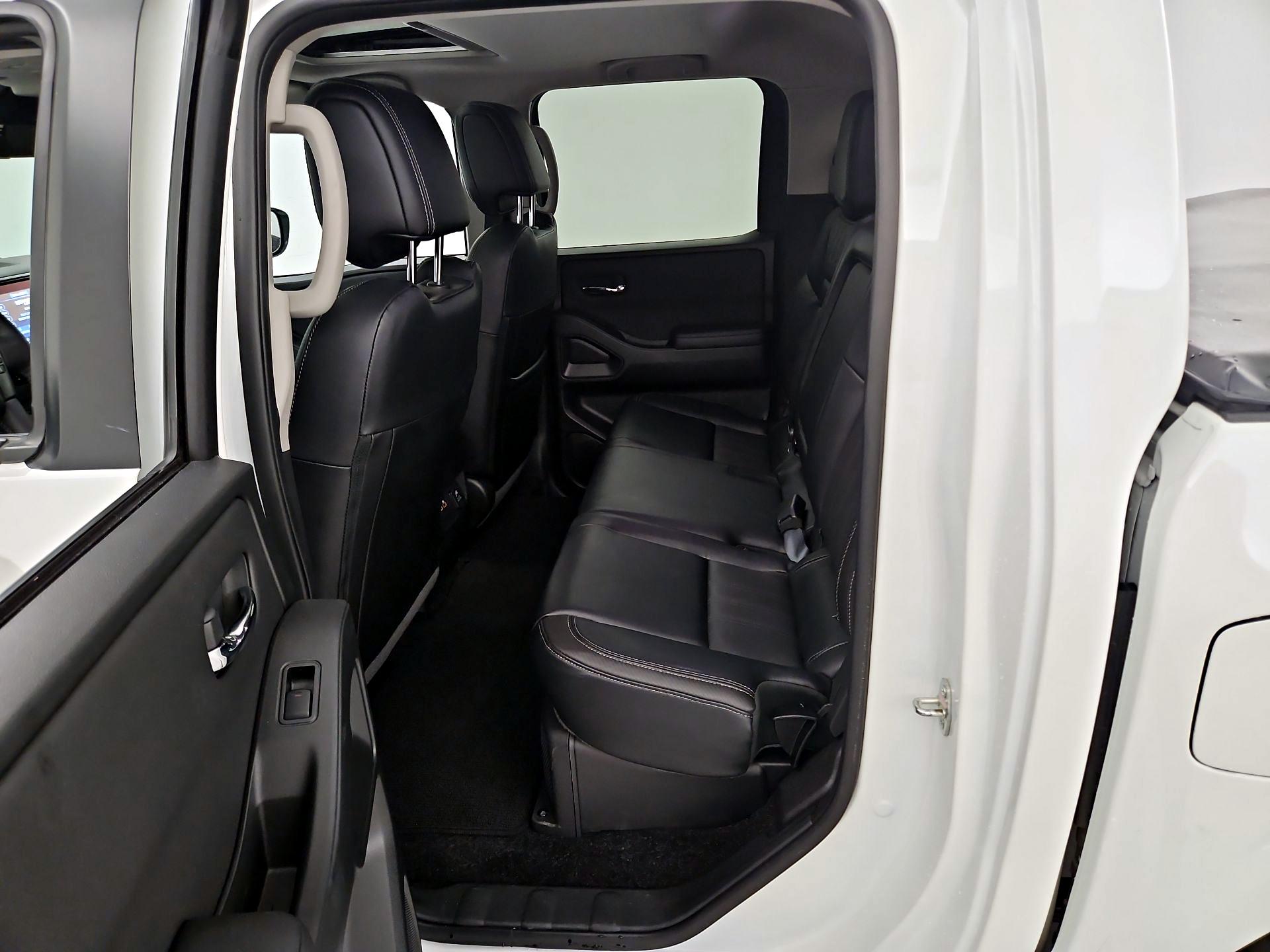 Thumbnail: 2024 Nissan Frontier - 20
