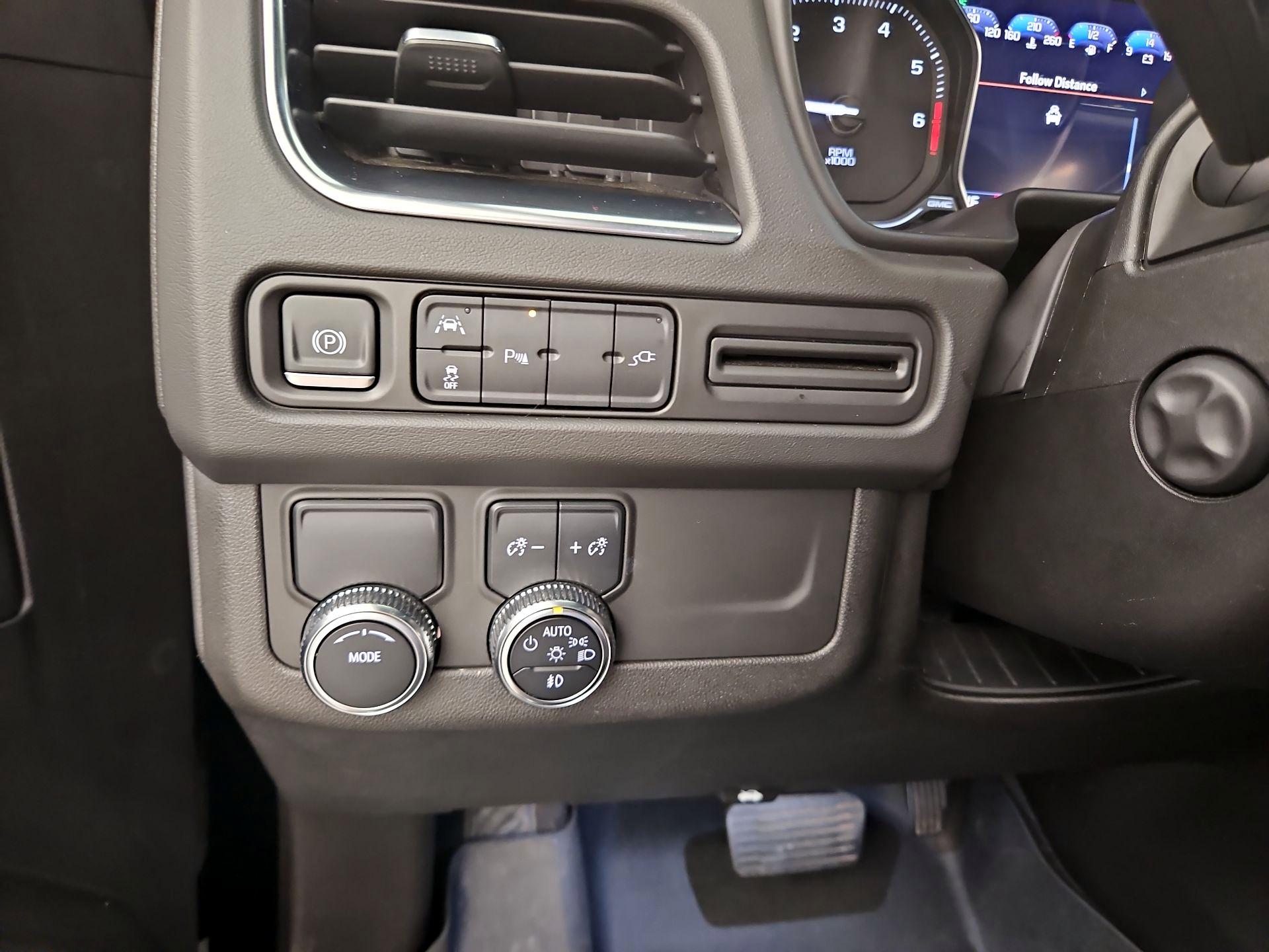 Thumbnail: 2021 GMC Yukon - 13