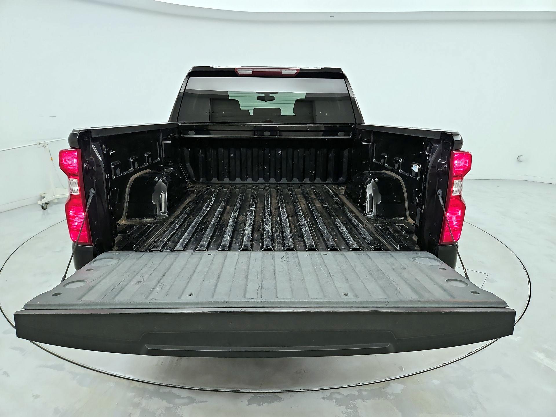 Thumbnail: 2019 Chevrolet Silverado 1500 - 20