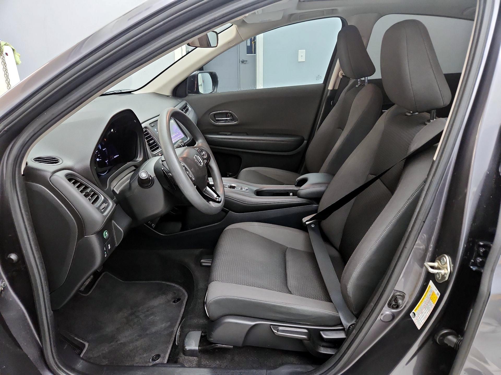 Thumbnail: 2019 Honda HR-V - 11