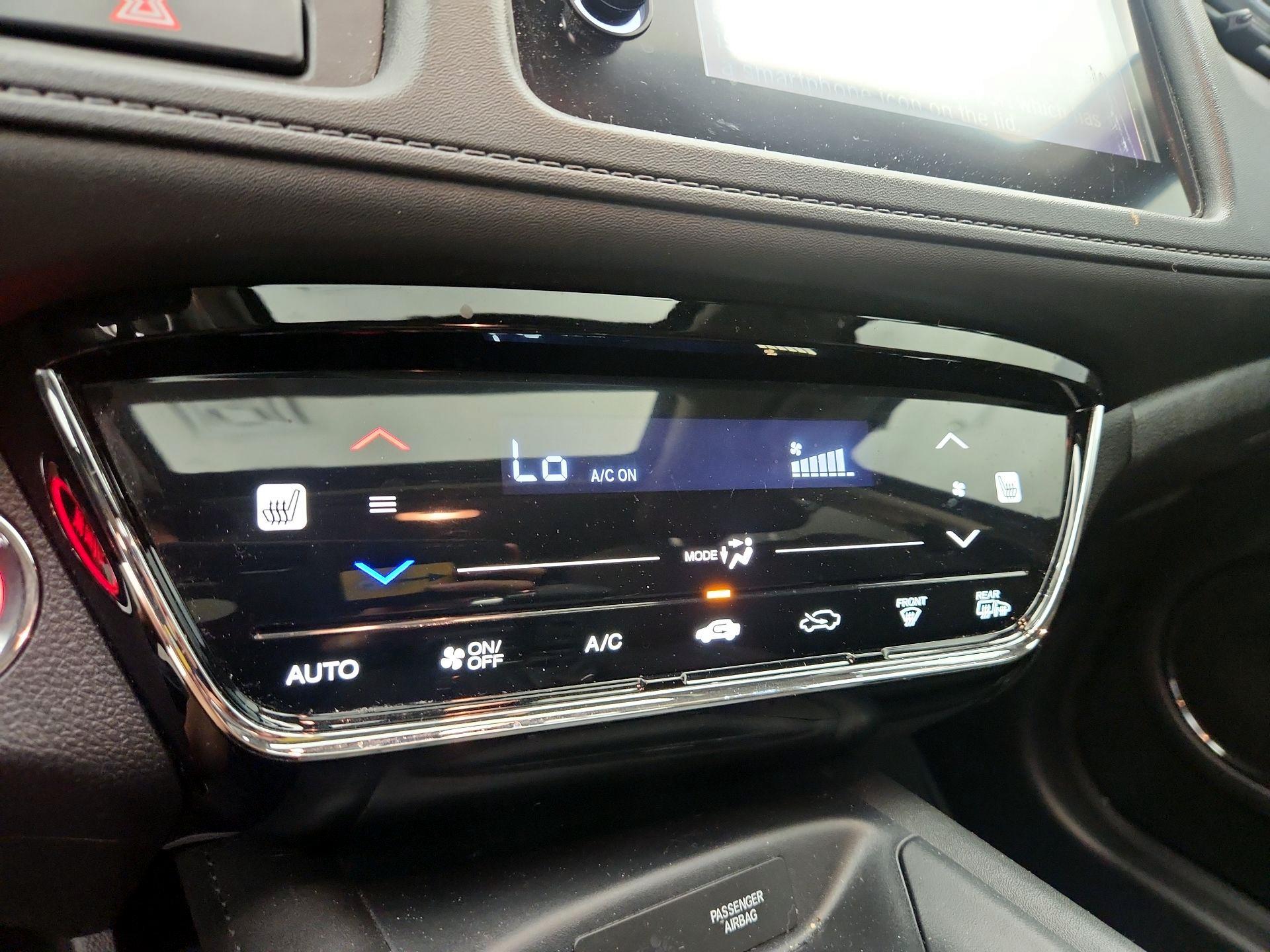 Thumbnail: 2019 Honda HR-V - 16