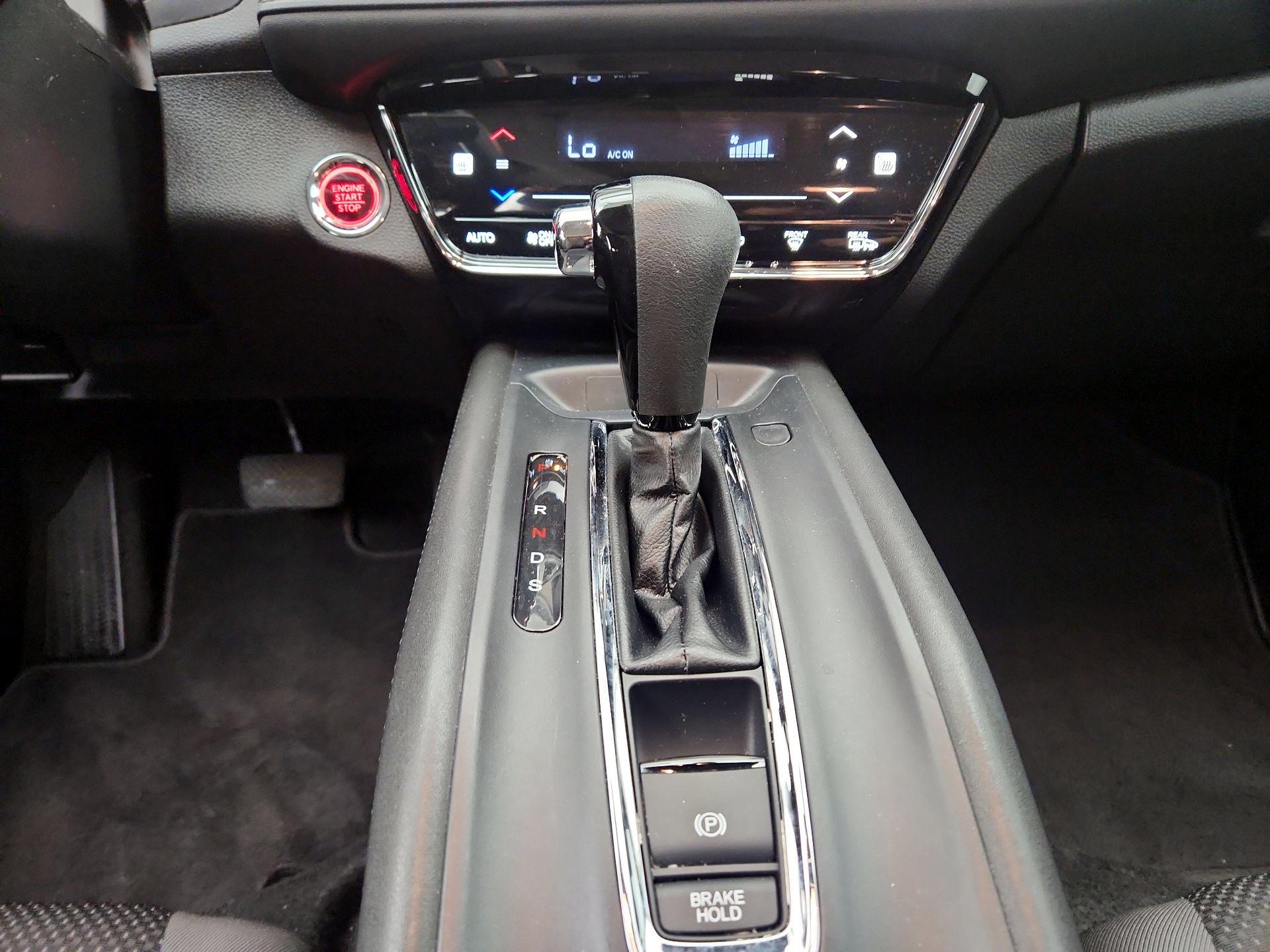 Thumbnail: 2019 Honda HR-V - 17